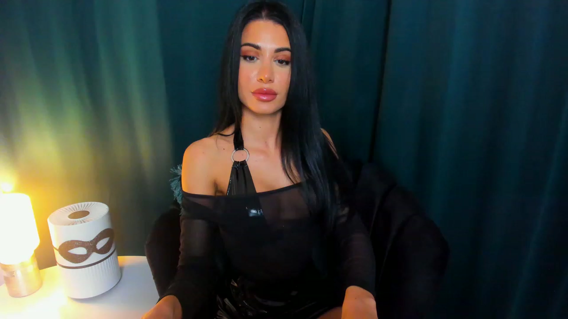 Gallery image thumbnail from QueenANNYA's myfreecams stream on, 04/13/2023, 16:09 image 7 of 20