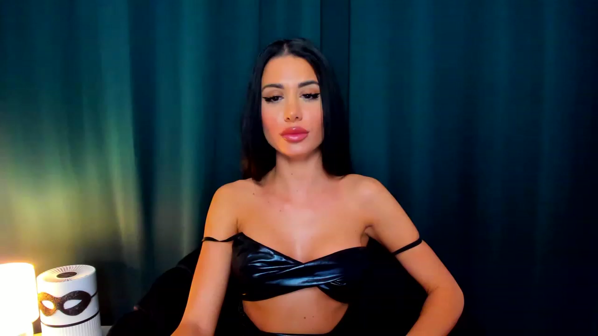 Gallery image thumbnail from QueenANNYA's myfreecams stream on, 04/22/2023, 15:32 image 20 of 20