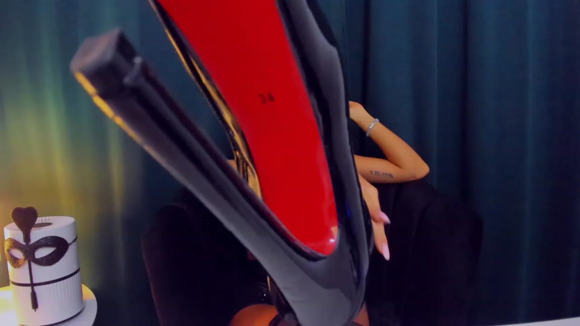 Gallery image thumbnail from QueenANNYA's myfreecams stream on, 05/27/2023, 17:11 image 11 of 20