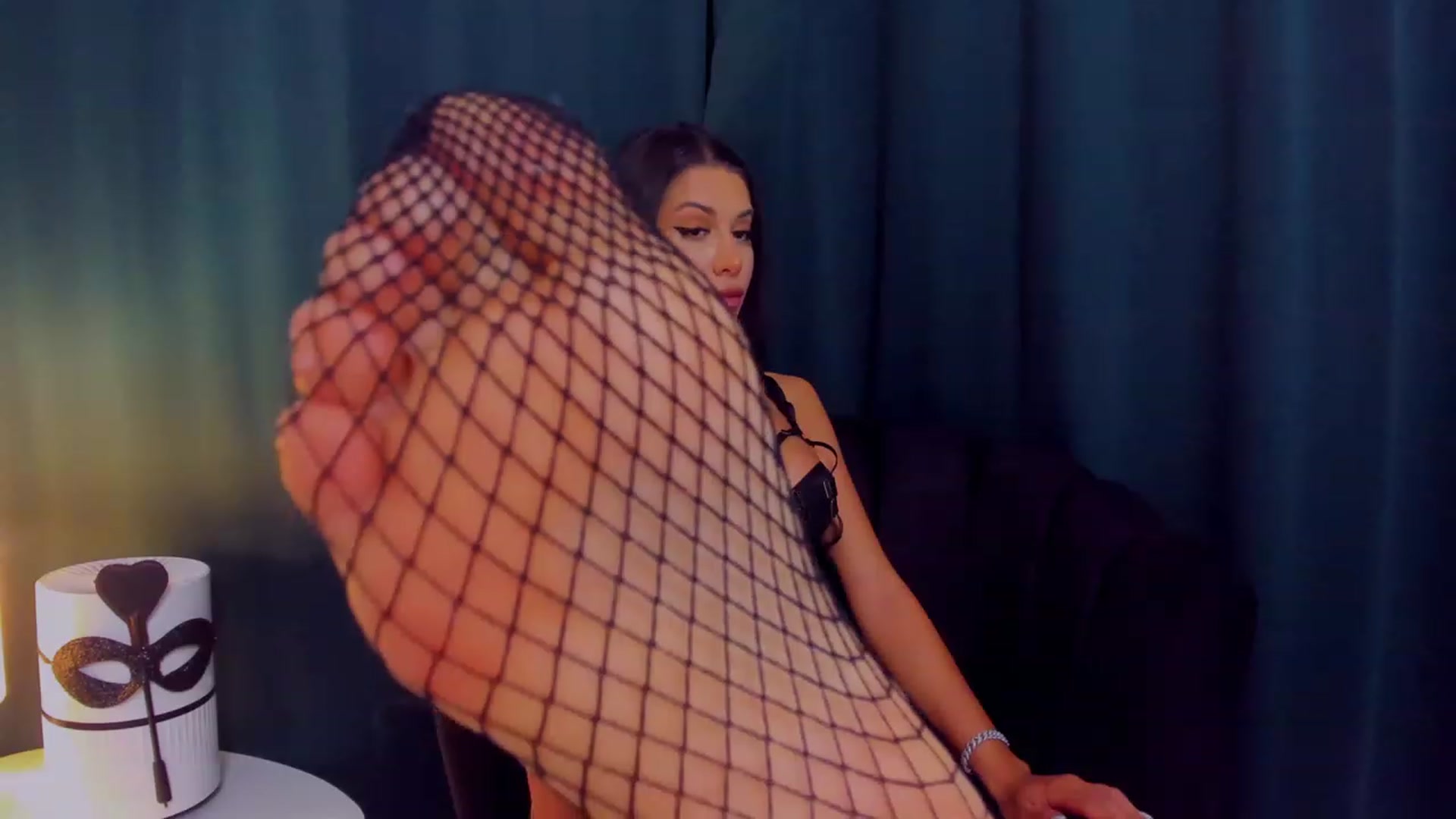 Gallery image thumbnail from QueenANNYA's myfreecams stream on, 06/13/2023, 14:54 image 4 of 20