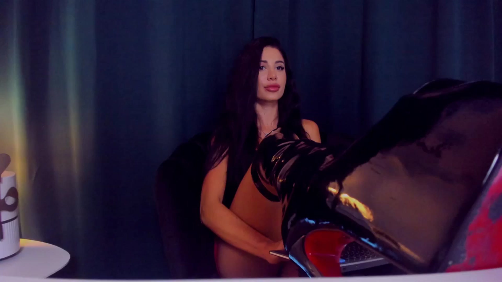 Gallery image thumbnail from QueenANNYA's myfreecams stream on, 07/14/2023, 17:02 image 20 of 20