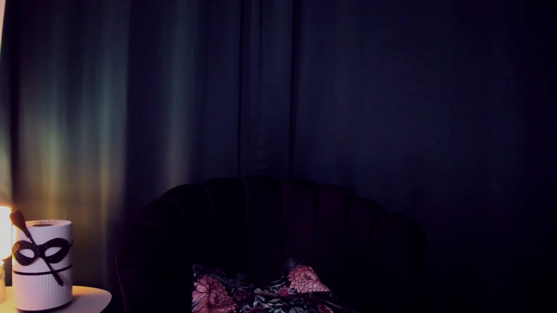 Gallery image thumbnail from QueenANNYA's myfreecams stream on, 08/23/2023, 18:26 image 15 of 20