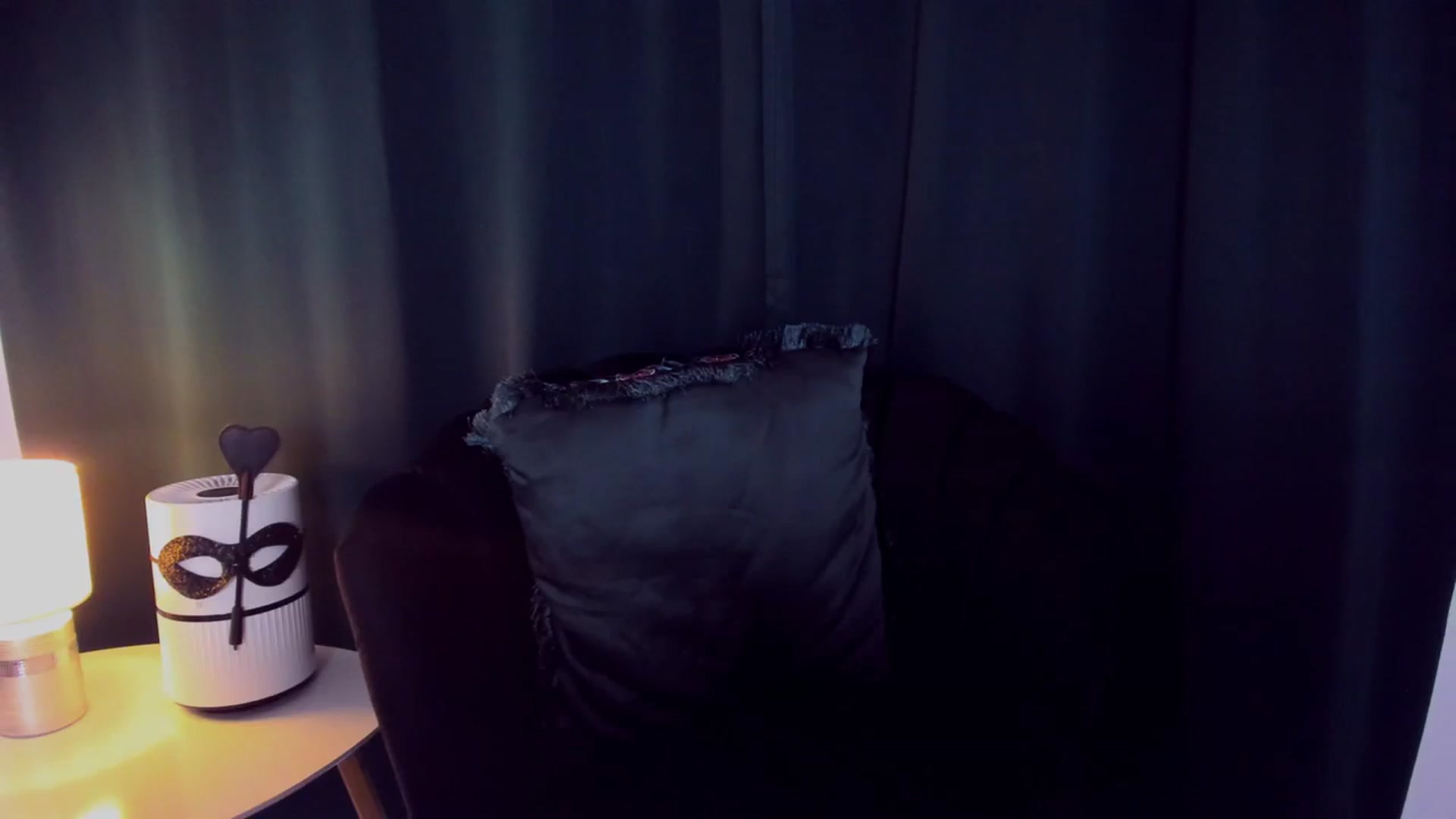 Gallery image thumbnail from QueenANNYA's myfreecams stream on, 08/30/2023, 14:39 image 4 of 20