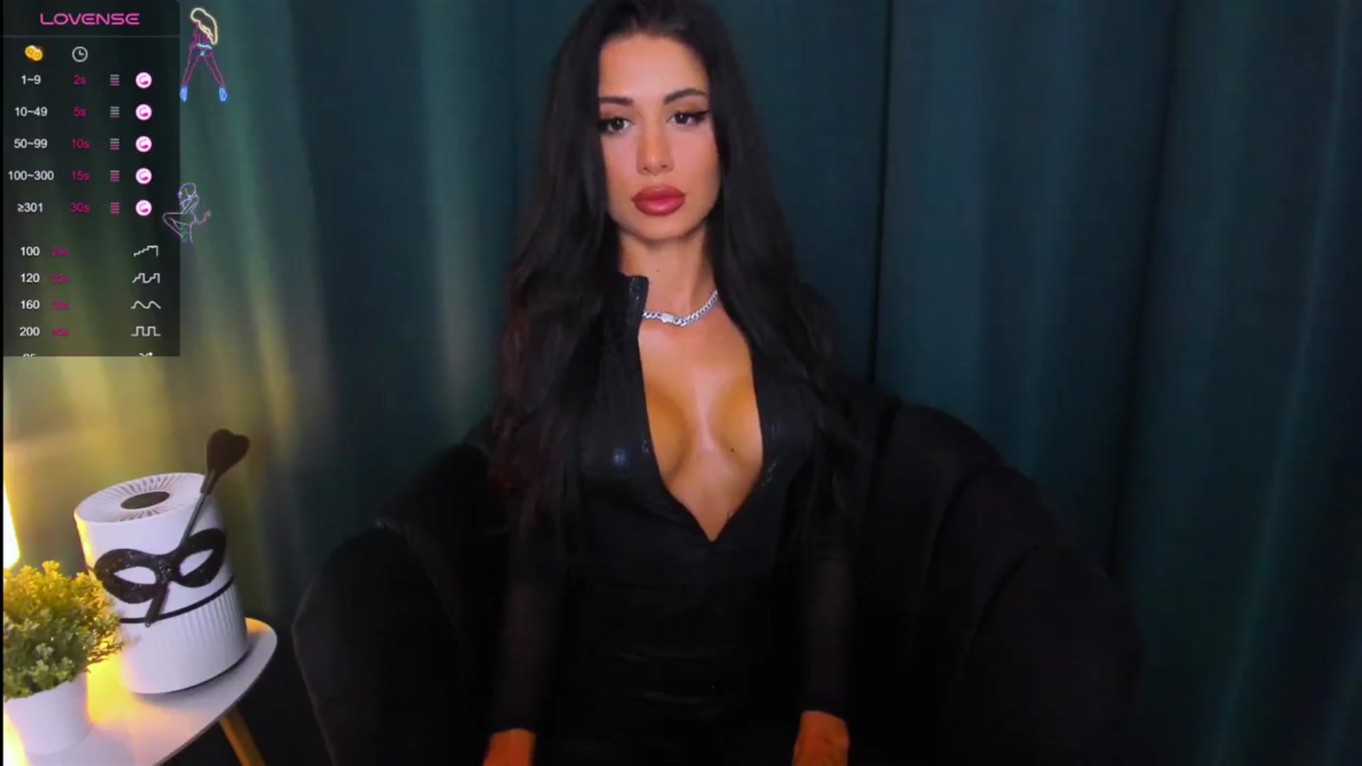 Gallery image thumbnail from QueenANNYA's myfreecams stream on, 09/20/2023, 18:55 image 14 of 20