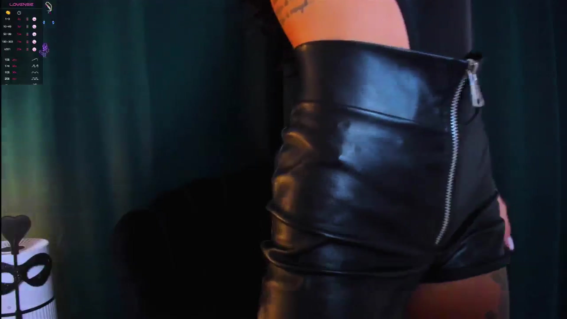 Gallery image thumbnail from QueenANNYA's myfreecams stream on, 09/26/2023, 16:05 image 19 of 20