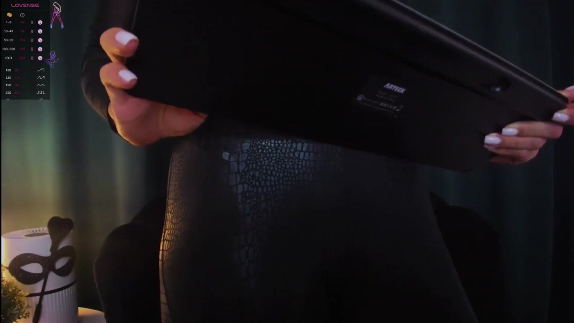 Gallery image thumbnail from QueenANNYA's myfreecams stream on, 10/12/2023, 16:03 image 7 of 20