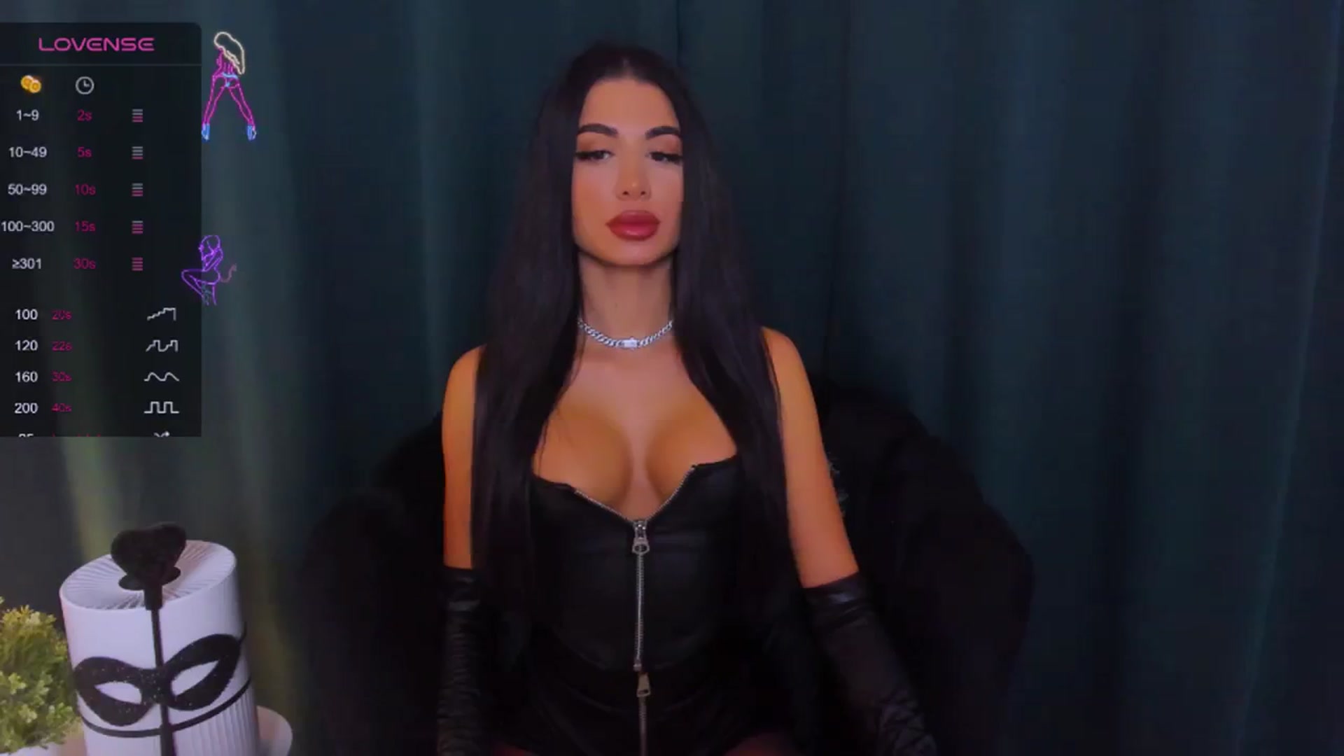 Gallery image thumbnail from QueenANNYA's myfreecams stream on, 10/20/2023, 13:58 image 4 of 20