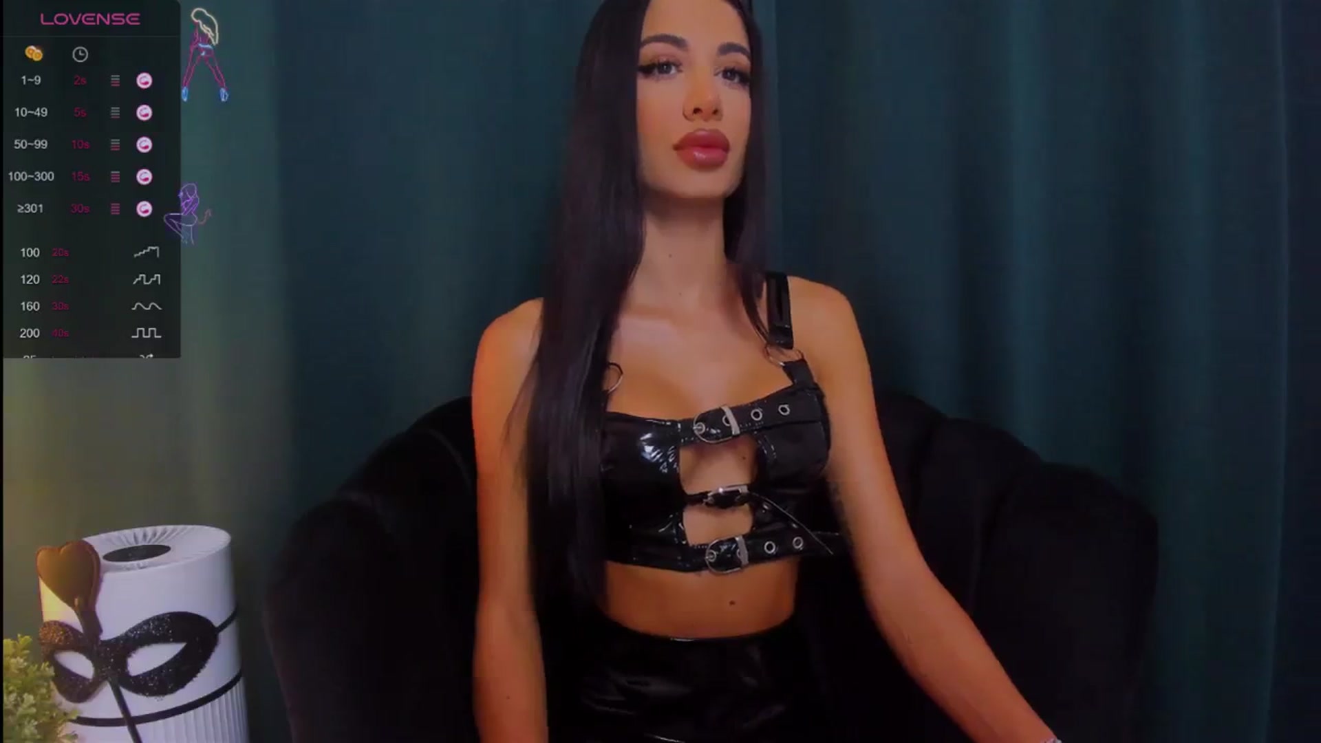 Gallery image thumbnail from QueenANNYA's myfreecams stream on, 10/21/2023, 13:27 image 8 of 20