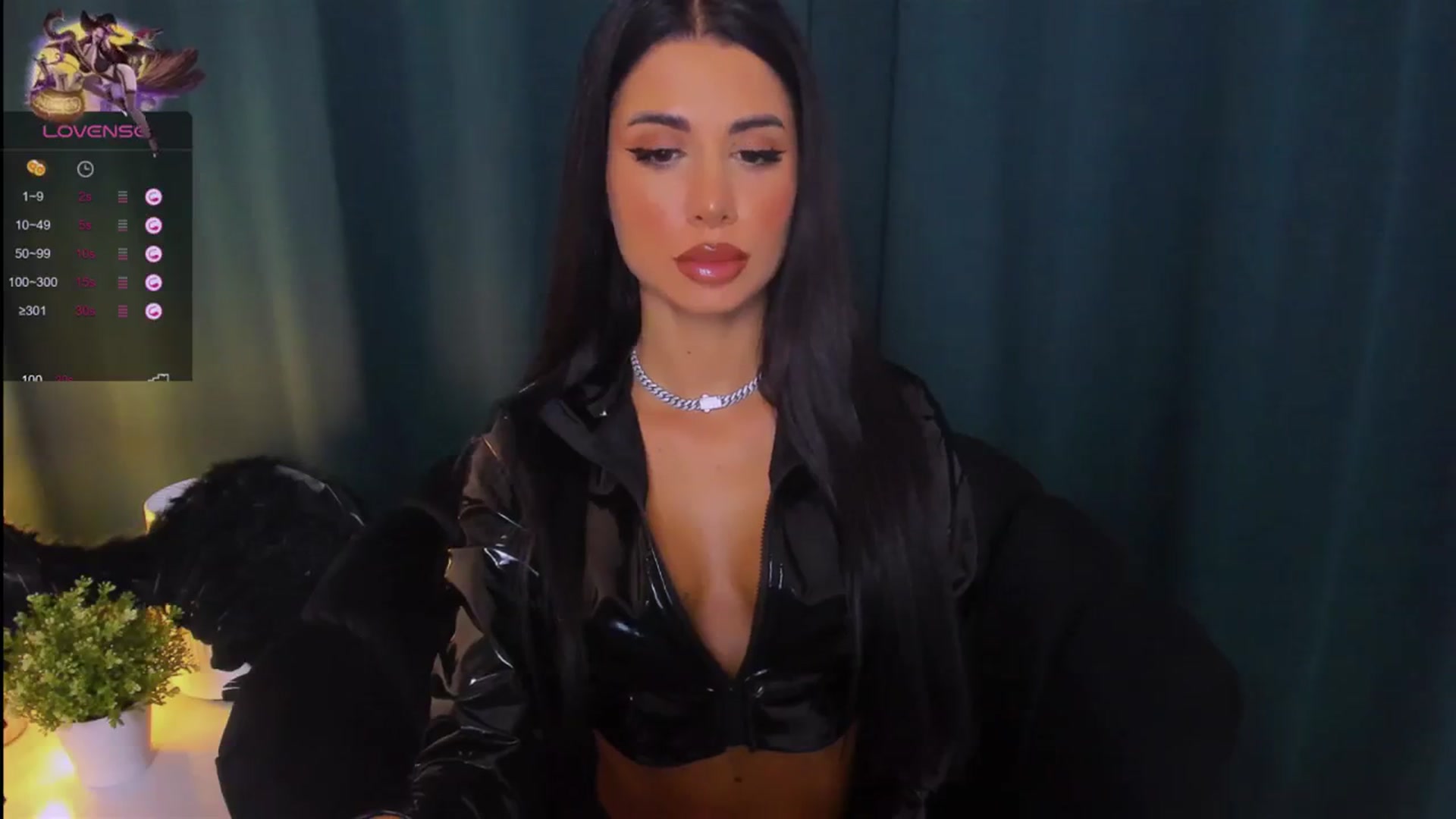 Gallery image thumbnail from QueenANNYA's myfreecams stream on, 11/03/2023, 18:24 image 17 of 20