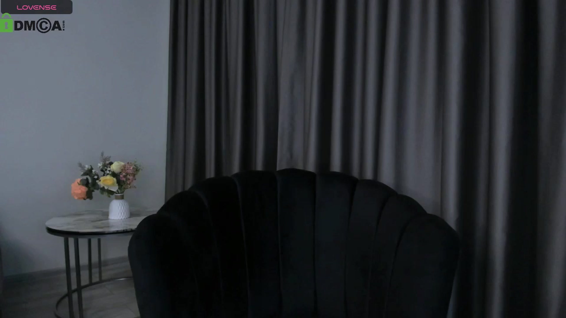 Gallery image thumbnail from QueenANNYA's myfreecams stream on, 06/17/2024, 18:23 image 2 of 20