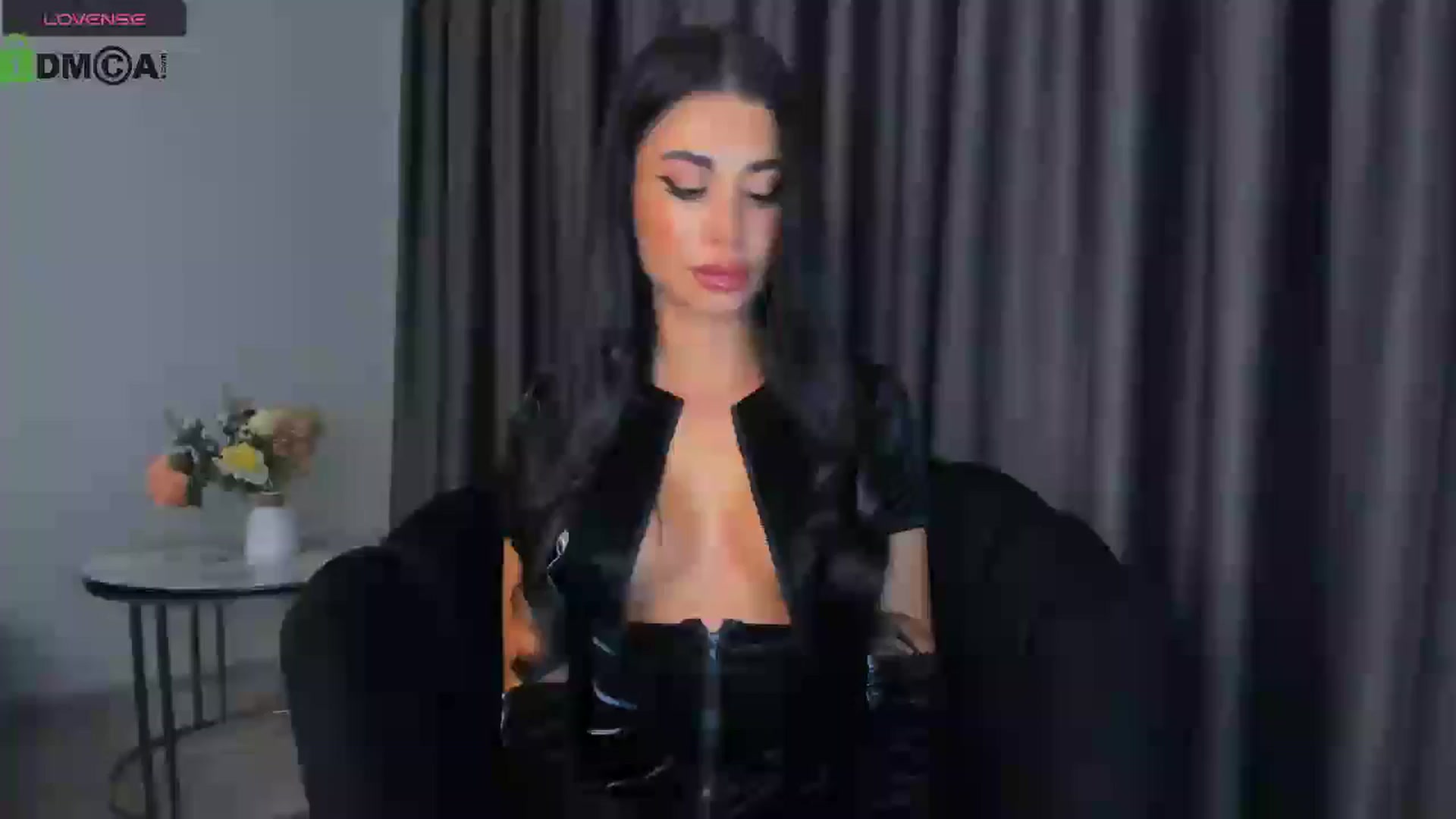 Gallery image thumbnail from QueenANNYA's myfreecams stream on, 06/17/2024, 18:47 image 11 of 20