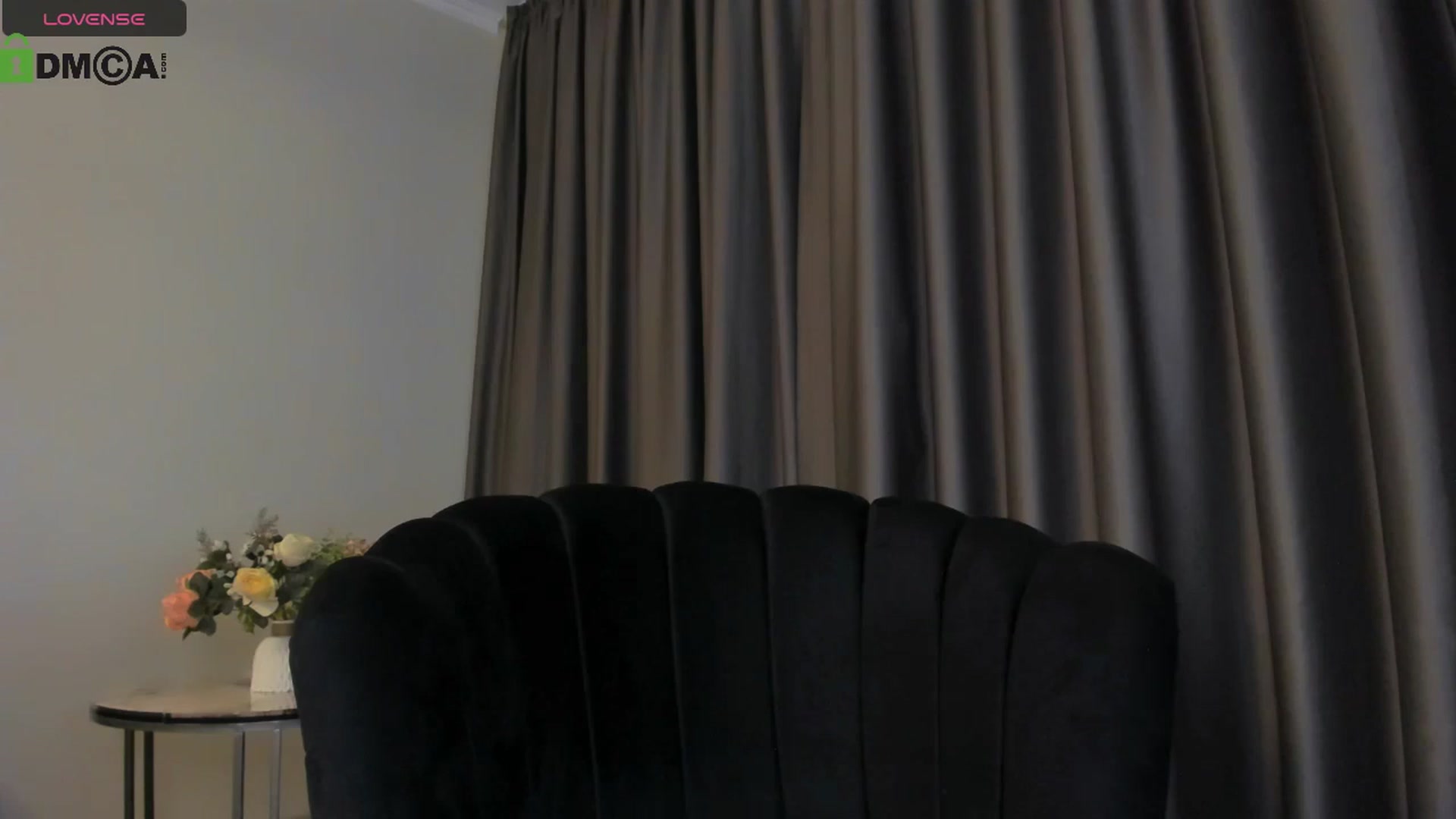 Gallery image thumbnail from QueenANNYA's myfreecams stream on, 06/21/2024, 19:31 image 2 of 20