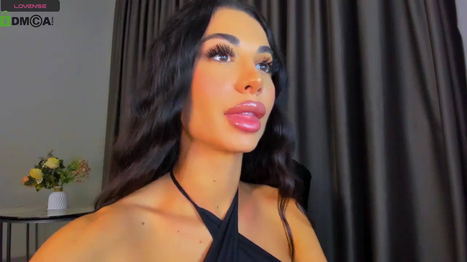 Gallery image thumbnail from QueenANNYA's myfreecams stream on, 06/24/2024, 18:53 image 11 of 20