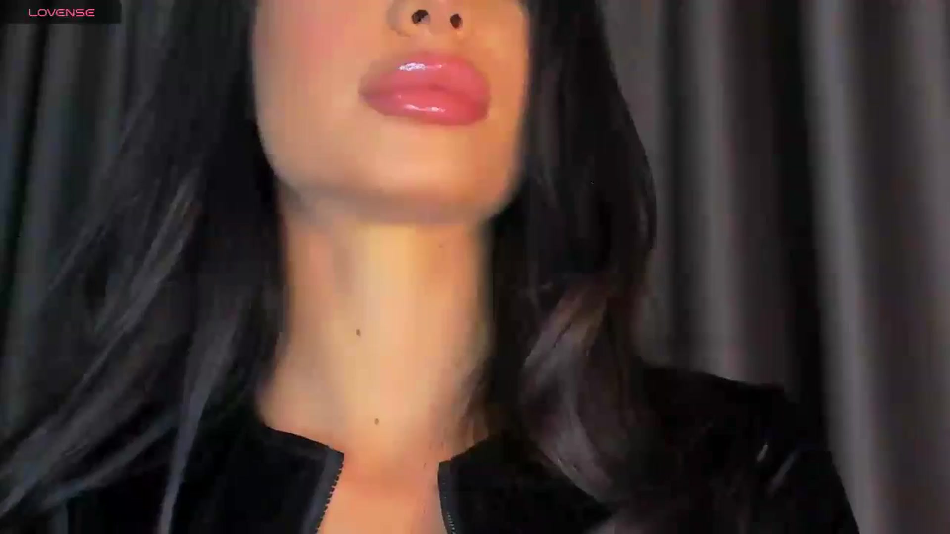 Gallery image thumbnail from QueenANNYA's myfreecams stream on, 07/12/2024, 17:06 image 1 of 20