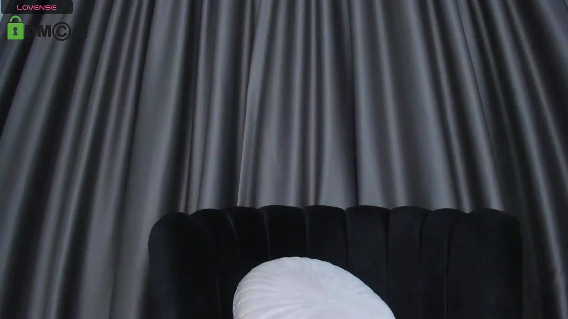 Gallery image thumbnail from QueenANNYA's myfreecams stream on, 07/17/2024, 16:32 image 9 of 20