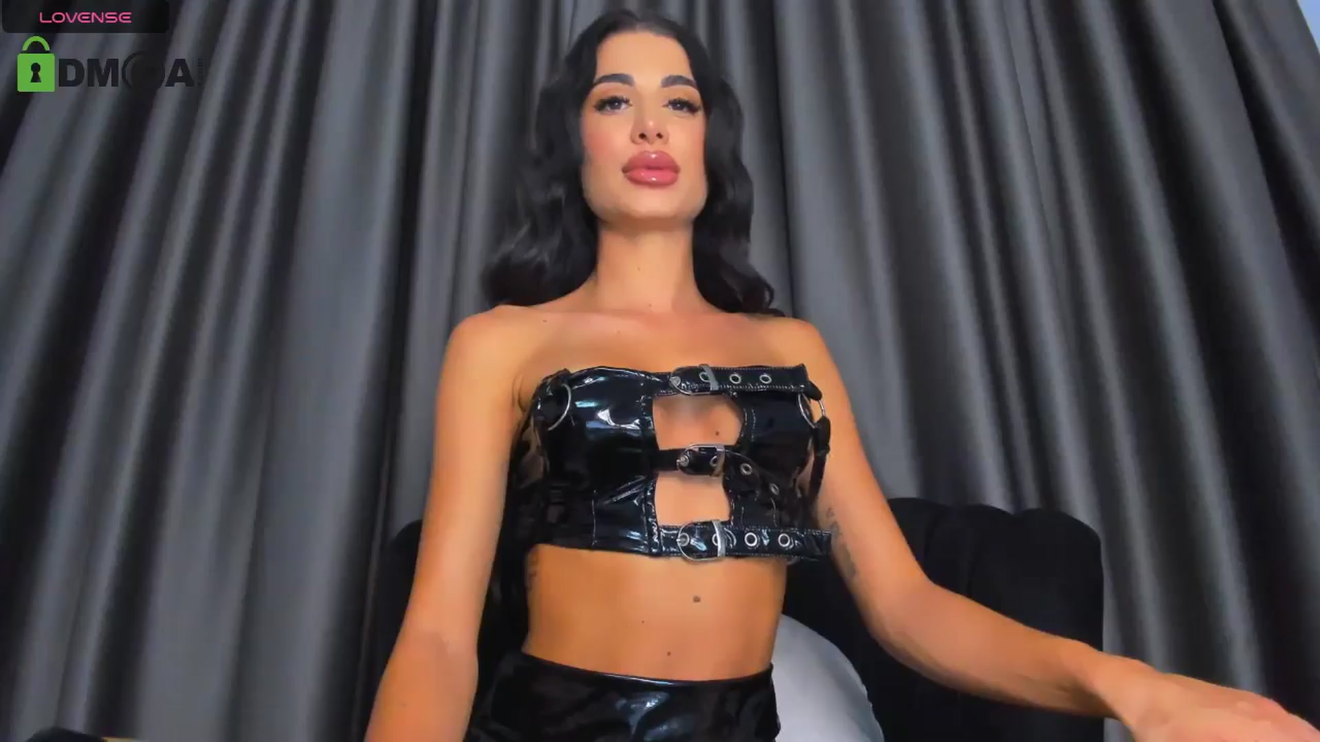 Gallery image thumbnail from QueenANNYA's myfreecams stream on, 07/17/2024, 17:19 image 13 of 20