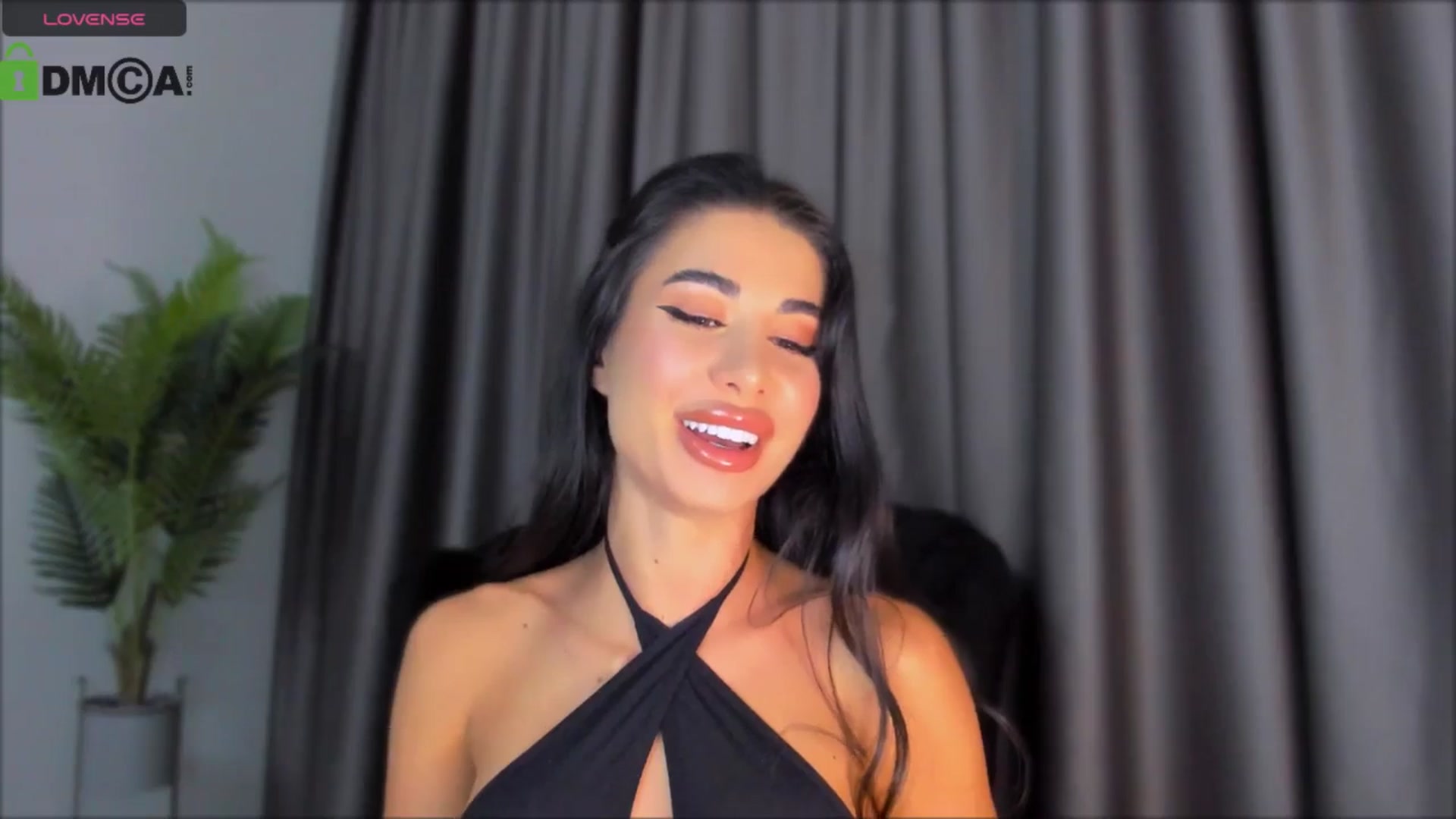 Gallery image thumbnail from QueenANNYA's myfreecams stream on, 08/08/2024, 15:41 image 18 of 20