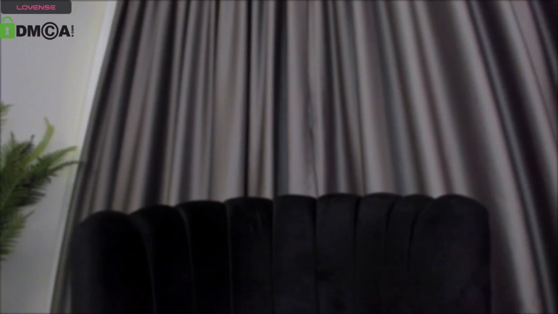 Gallery image thumbnail from QueenANNYA's myfreecams stream on, 08/16/2024, 16:38 image 2 of 20