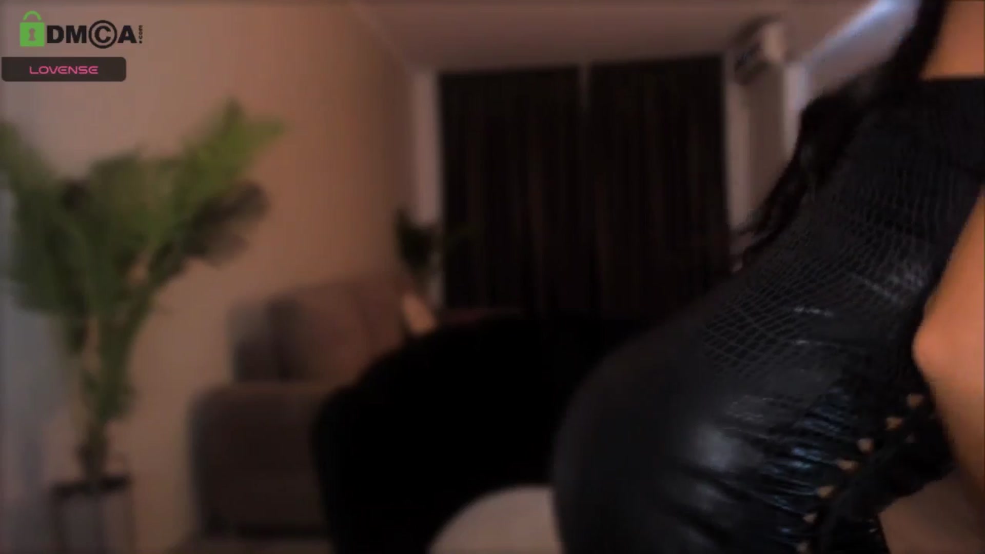 Gallery image thumbnail from QueenANNYA's myfreecams stream on, 09/27/2024, 17:05 image 14 of 20