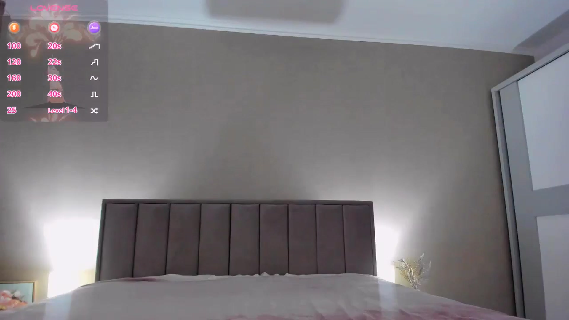 Gallery image thumbnail from QueenANNYA's myfreecams stream on, 01/06/2025, 19:05 image 4 of 20