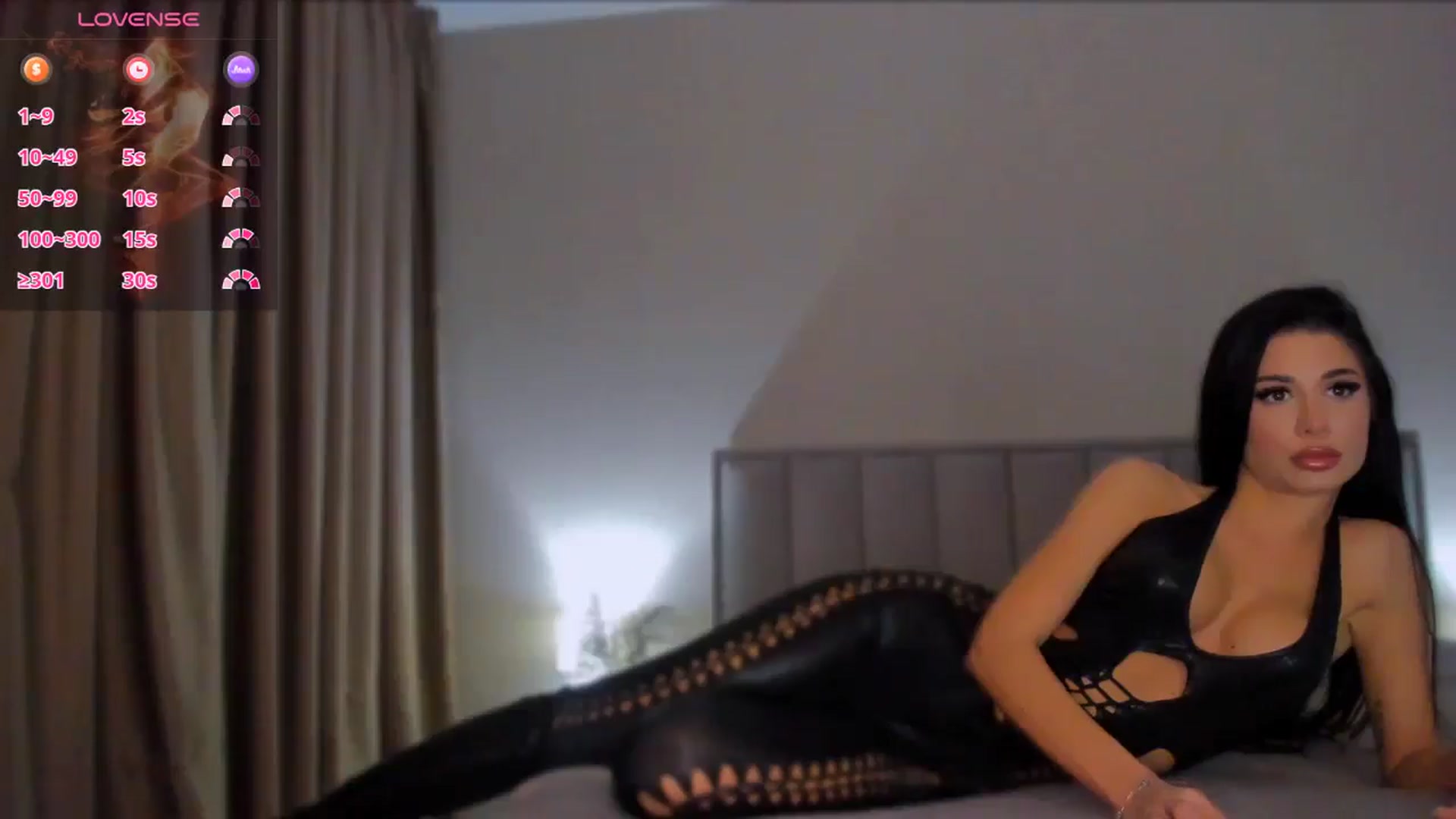 Gallery image thumbnail from QueenANNYA's myfreecams stream on, 02/10/2025, 18:12 image 3 of 20