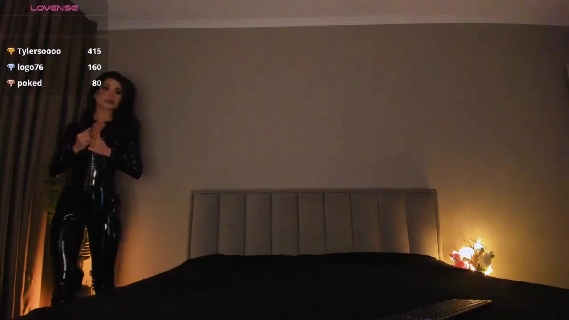 Gallery image thumbnail from QueenANNYA's myfreecams stream on, 03/11/2025, 18:01 image 13 of 20