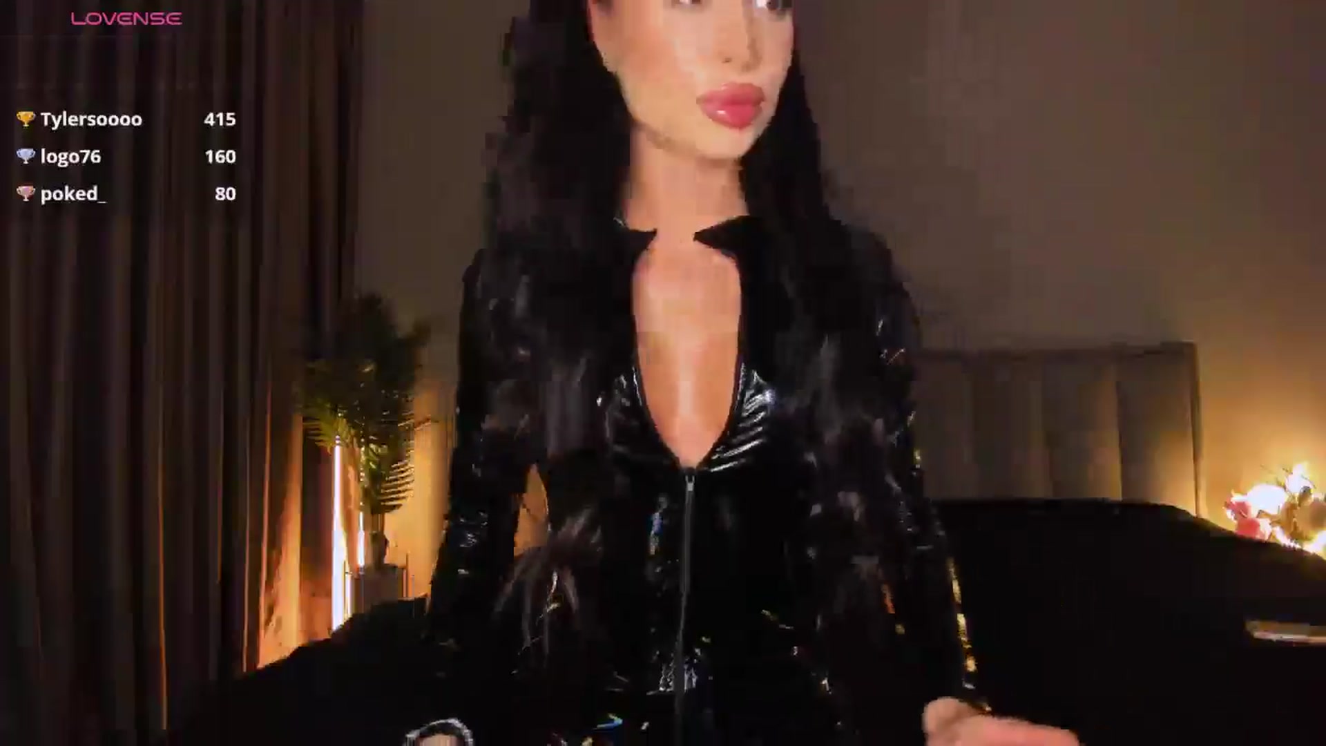 Gallery image thumbnail from QueenANNYA's myfreecams stream on, 03/11/2025, 19:05 image 10 of 20