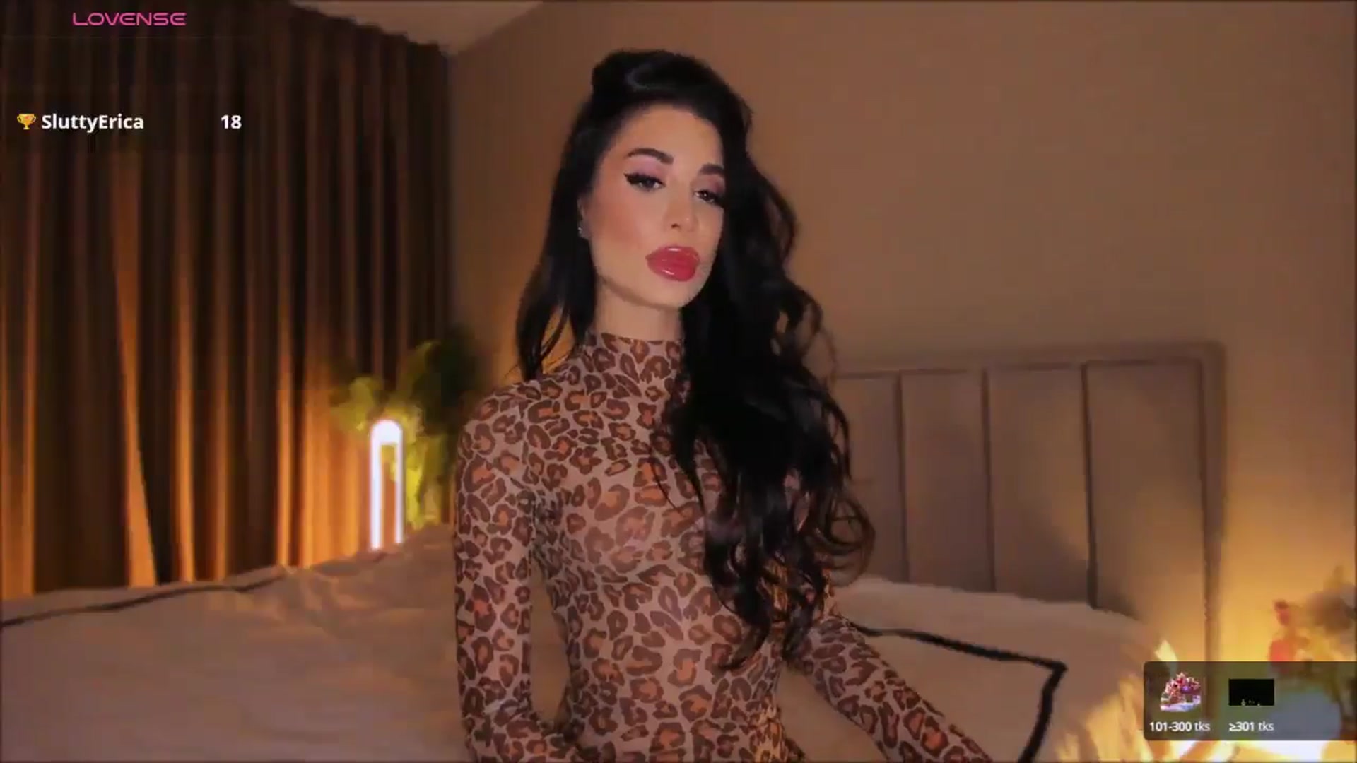 Gallery image thumbnail from QueenANNYA's myfreecams stream on, 03/12/2025, 16:49 image 4 of 20