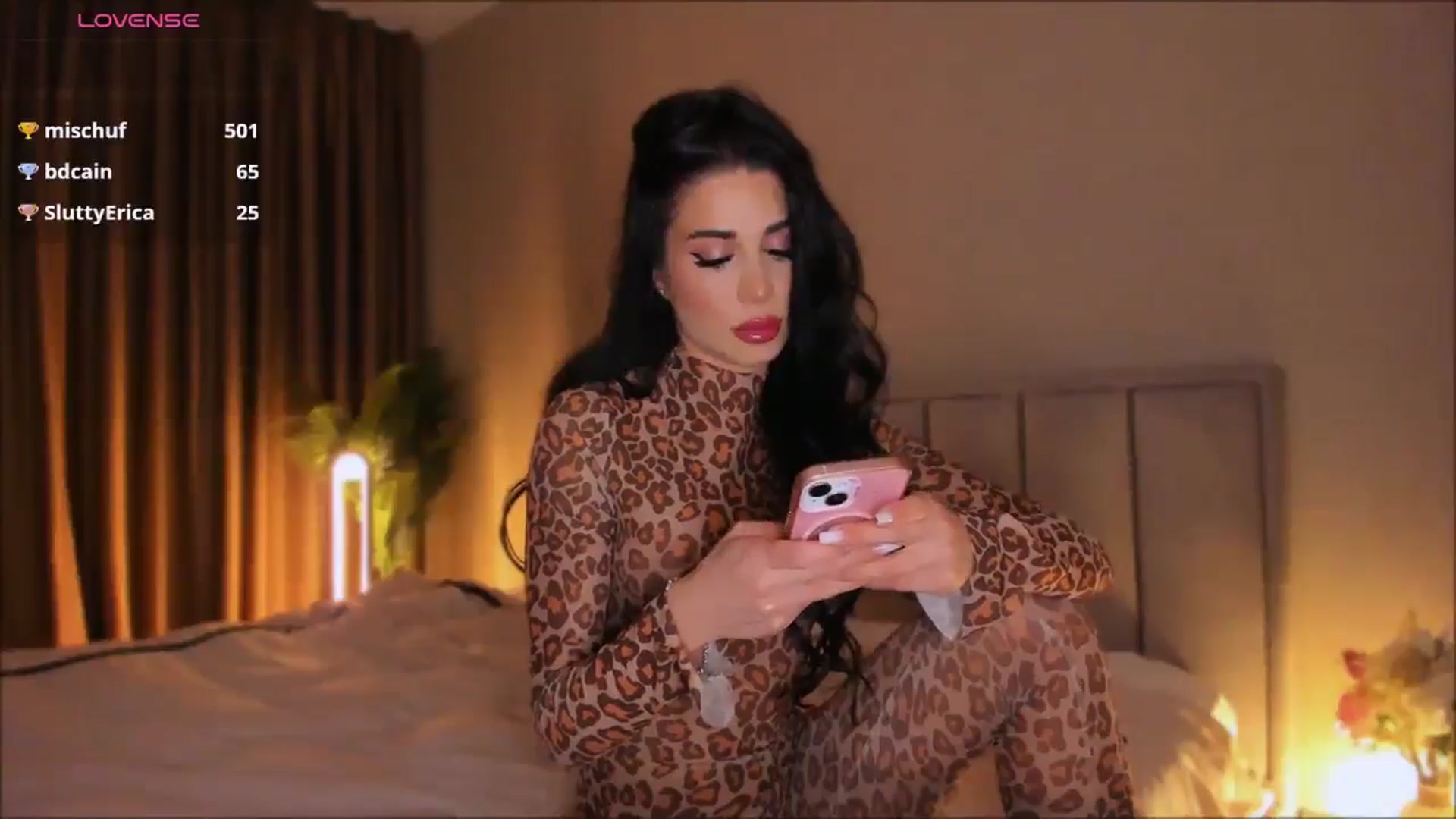 Gallery image thumbnail from QueenANNYA's myfreecams stream on, 03/12/2025, 16:49 image 13 of 20