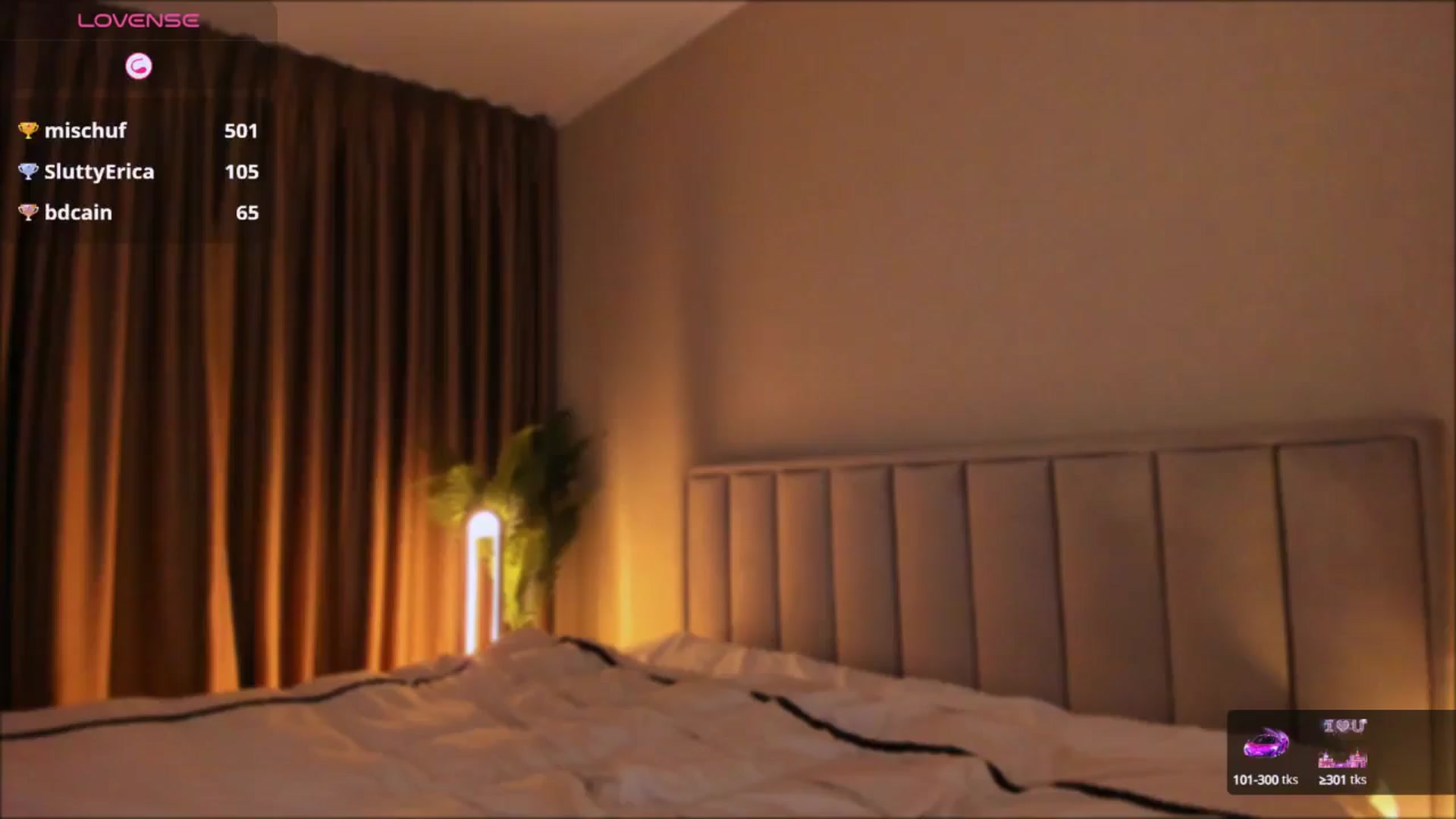 Gallery image thumbnail from QueenANNYA's myfreecams stream on, 03/12/2025, 17:16 image 1 of 20