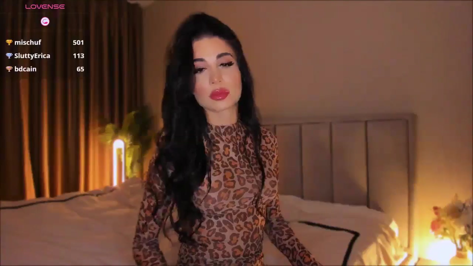 Gallery image thumbnail from QueenANNYA's myfreecams stream on, 03/12/2025, 17:16 image 7 of 20