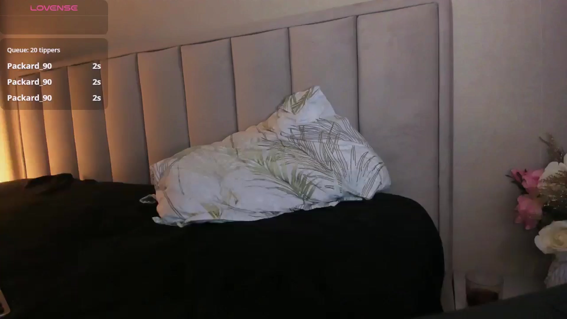 Gallery image thumbnail from QueenANNYA's myfreecams stream on, 03/13/2025, 17:00 image 1 of 20