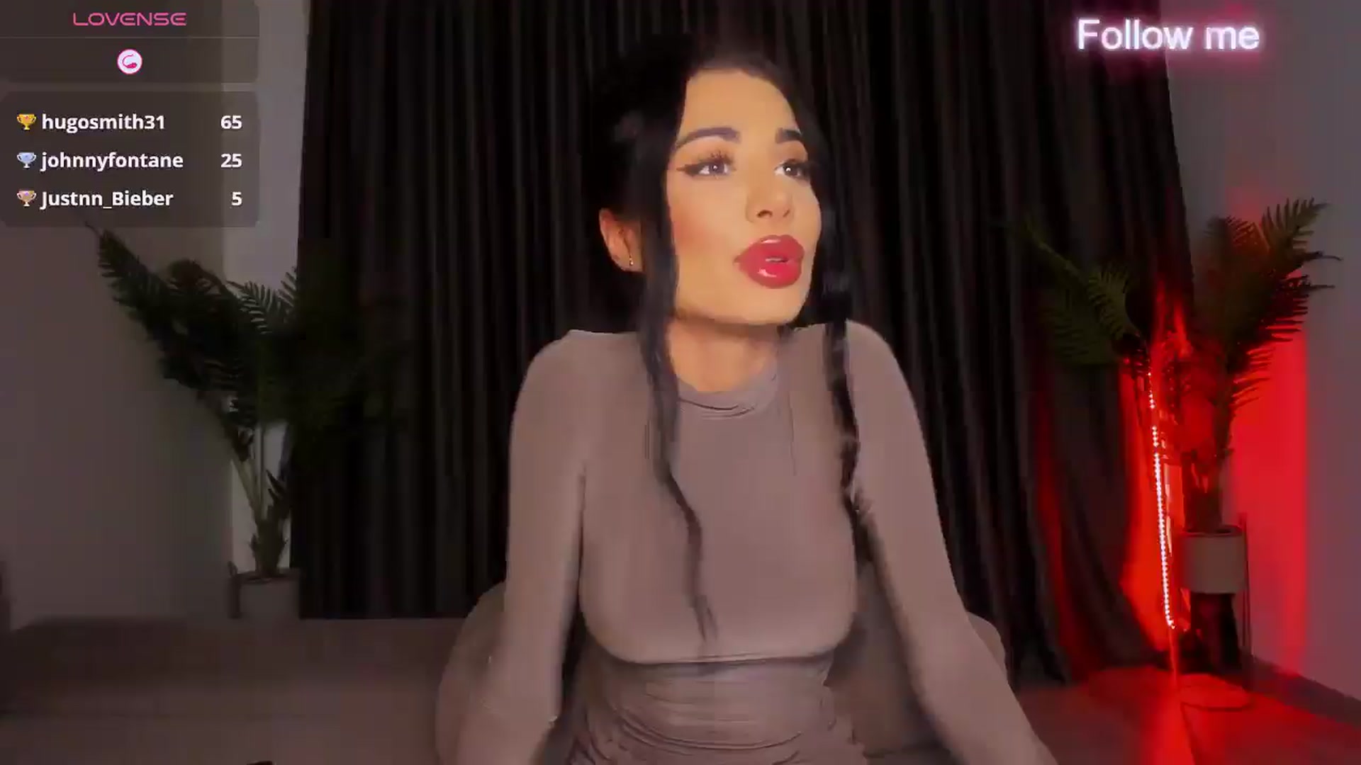 Gallery image thumbnail from QueenANNYA's myfreecams stream on, 03/25/2025, 19:26 image 3 of 20