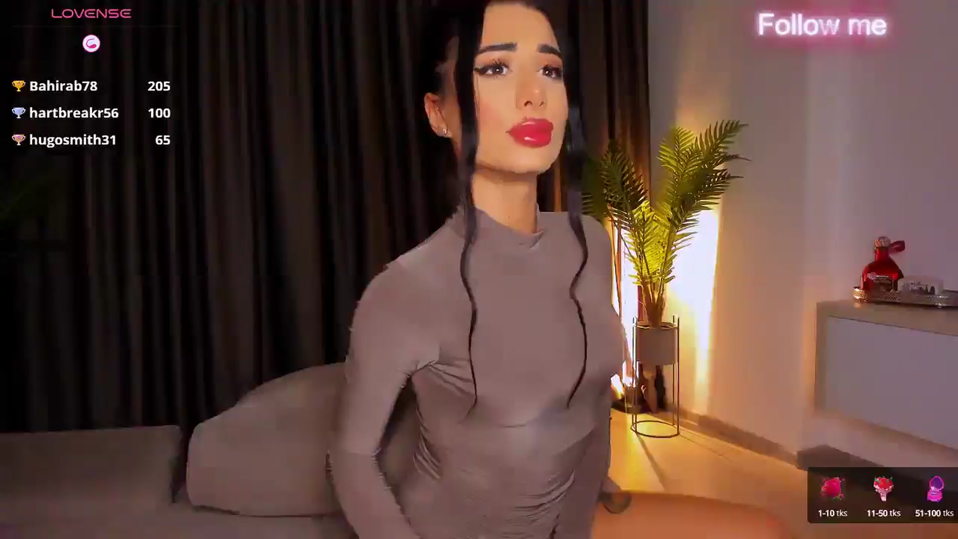 Gallery image thumbnail from QueenANNYA's myfreecams stream on, 03/25/2025, 20:07 image 14 of 20