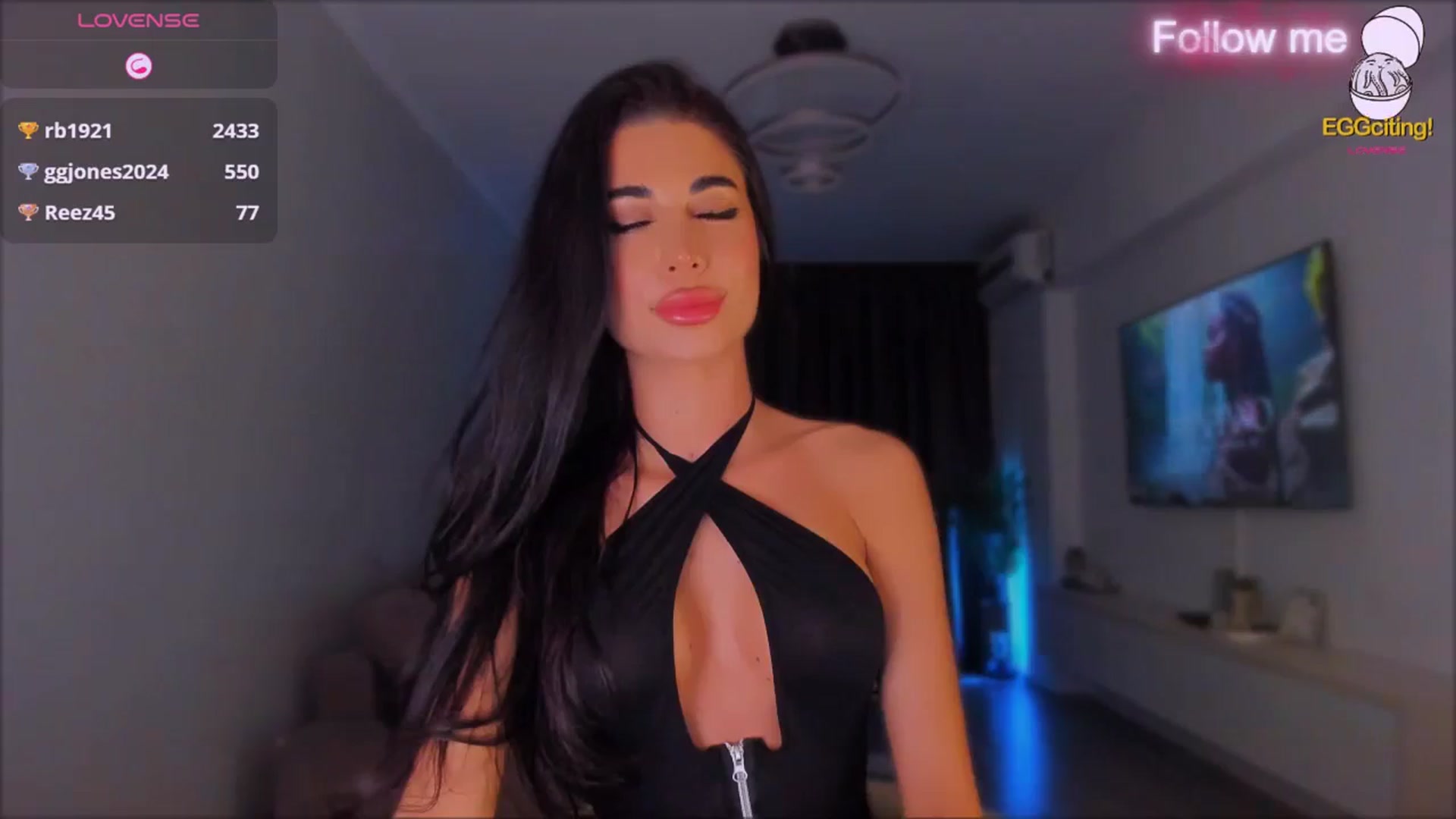 Gallery image thumbnail from QueenANNYA's myfreecams stream on, 04/21/2025, 18:47 image 9 of 20
