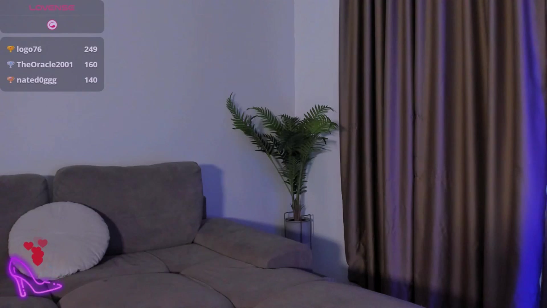 Gallery image thumbnail from QueenANNYA's myfreecams stream on, 05/20/2025, 15:24 image 13 of 20