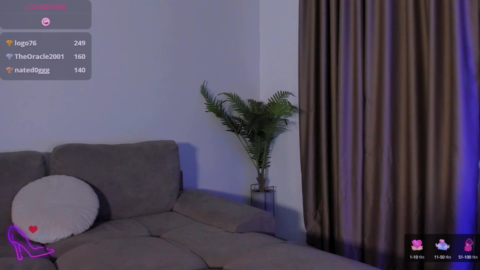 Gallery image thumbnail from QueenANNYA's myfreecams stream on, 05/20/2025, 15:24 image 9 of 20