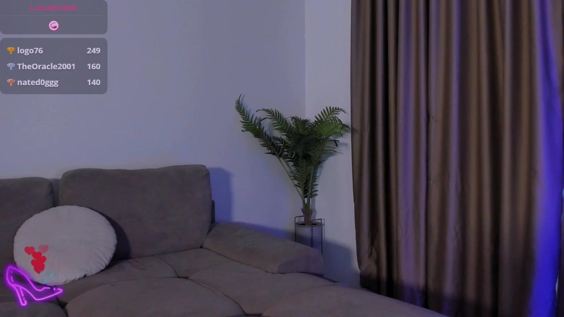 Gallery image thumbnail from QueenANNYA's myfreecams stream on, 05/20/2025, 15:24 image 7 of 20