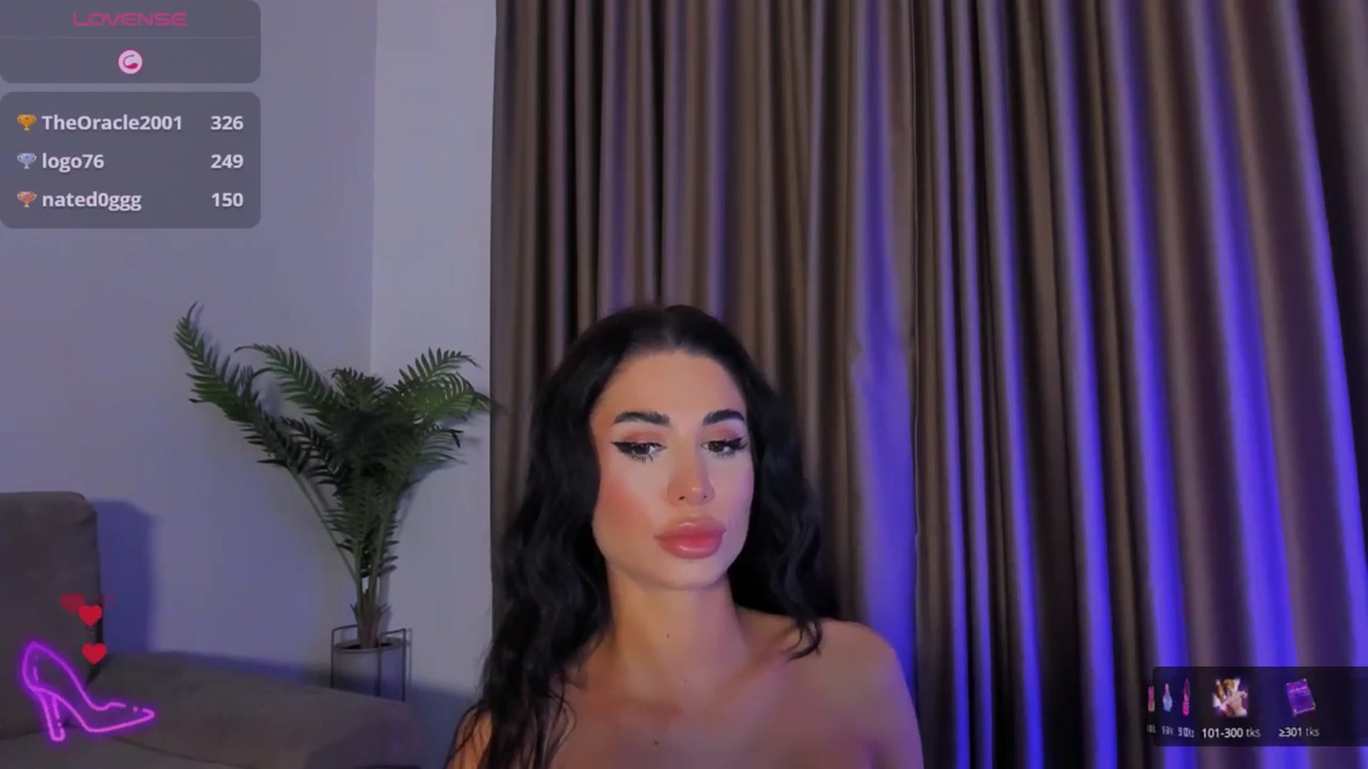 Gallery image thumbnail from QueenANNYA's myfreecams stream on, 05/20/2025, 16:34 image 4 of 20