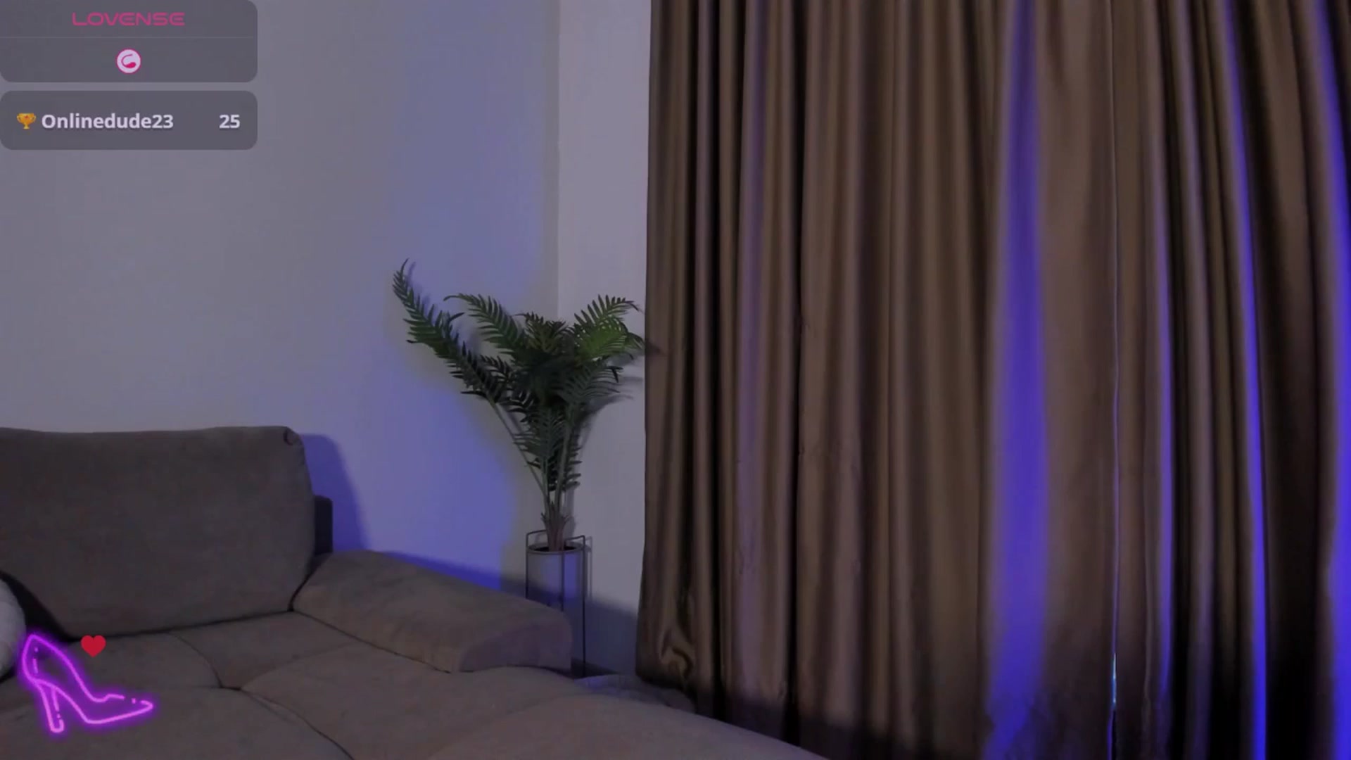 Gallery image thumbnail from QueenANNYA's myfreecams stream on, 05/21/2025, 14:48 image 20 of 20