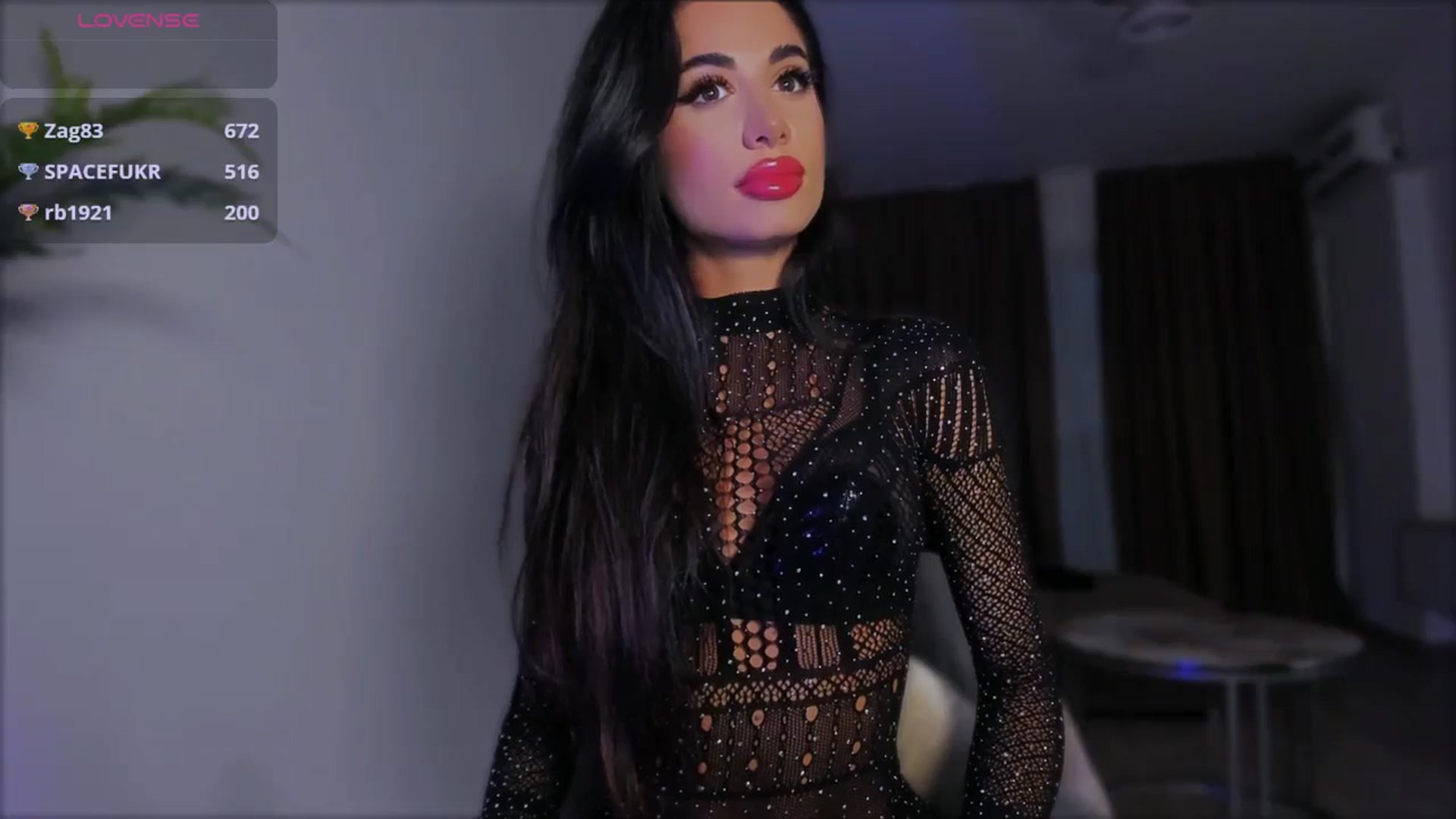 Gallery image thumbnail from QueenANNYA's myfreecams stream on, 06/05/2025, 18:08 image 3 of 20