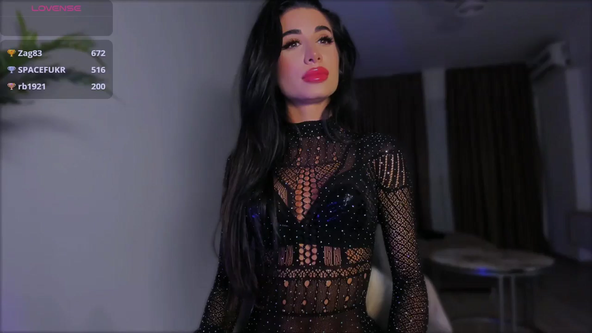 Gallery image thumbnail from QueenANNYA's myfreecams stream on, 06/05/2025, 18:08 image 11 of 20