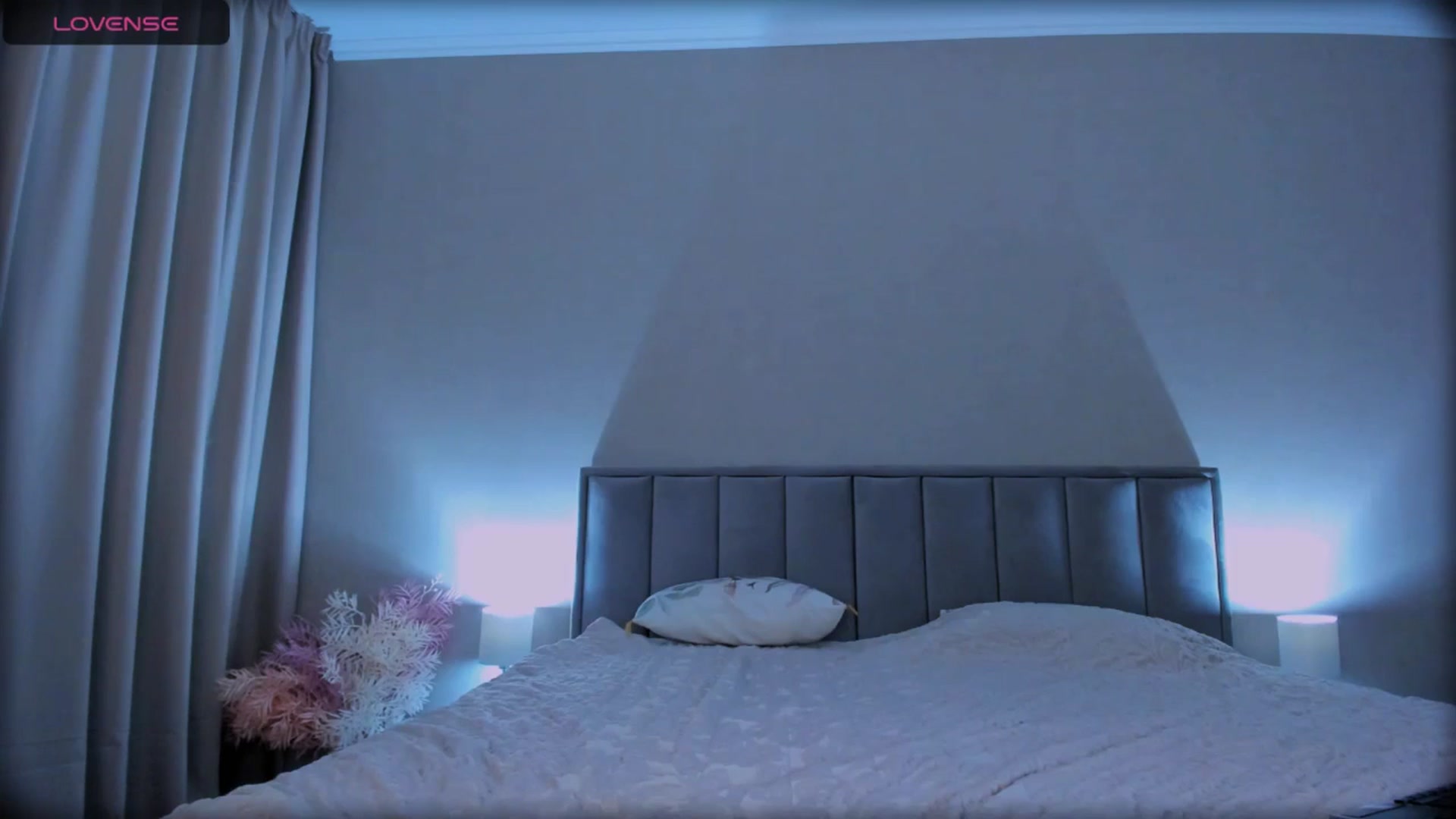 Gallery image thumbnail from QueenANNYA's myfreecams stream on, 07/24/2025, 19:01 image 12 of 20