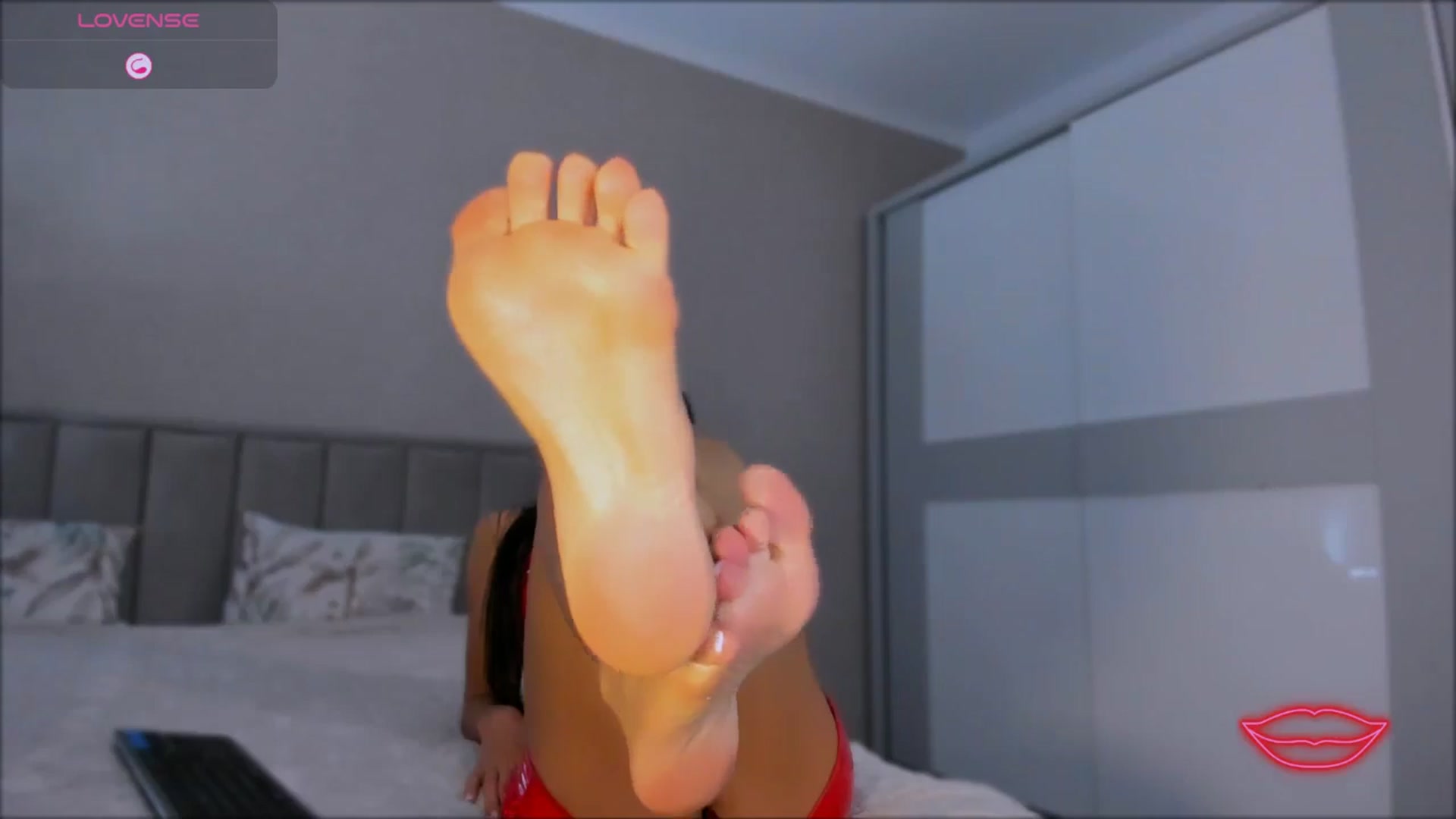 Gallery image thumbnail from QueenANNYA's myfreecams stream on, 07/29/2025, 15:34 image 15 of 20