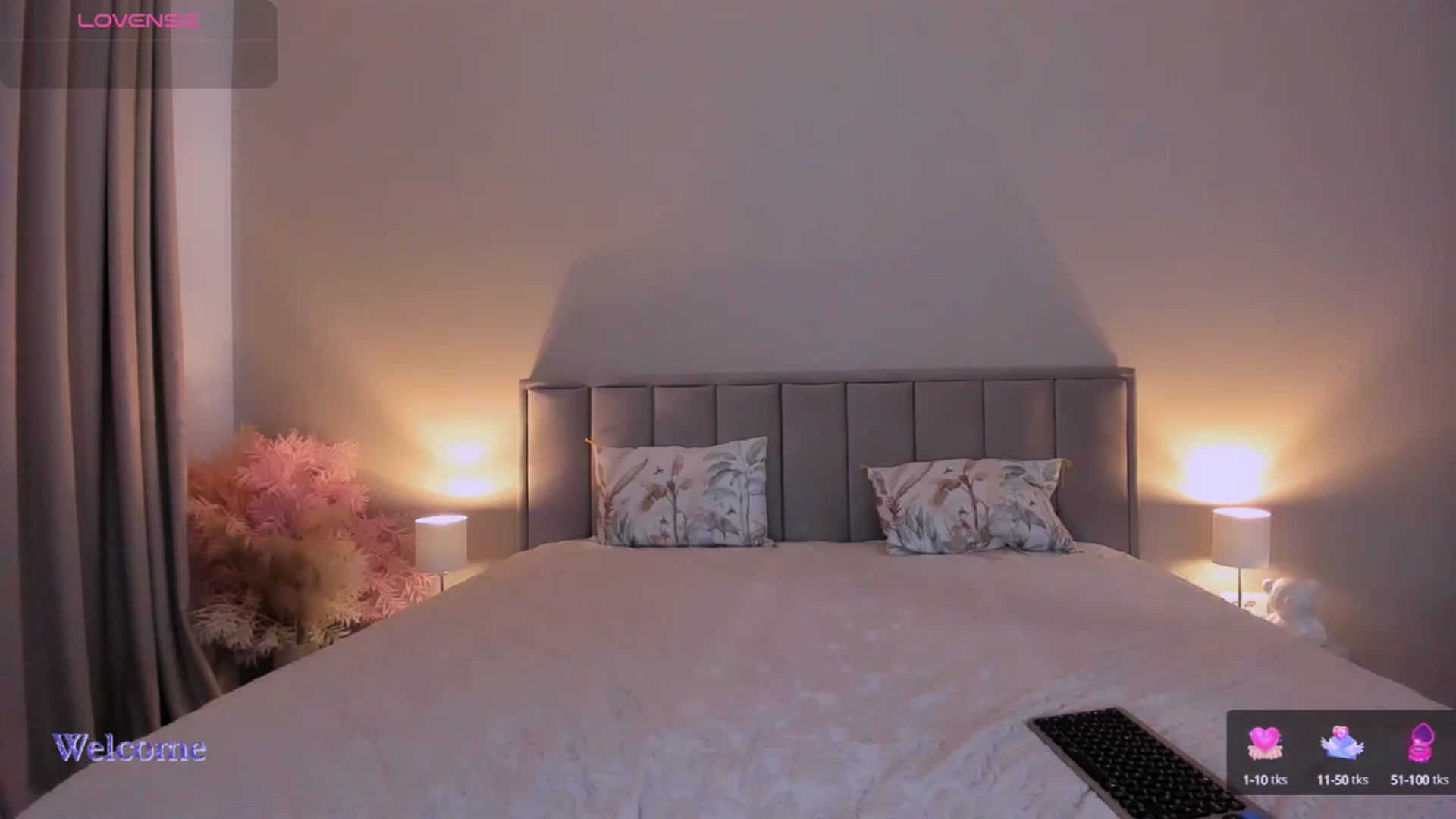 Gallery image thumbnail from QueenANNYA's myfreecams stream on, 08/12/2025, 16:30 image 7 of 20