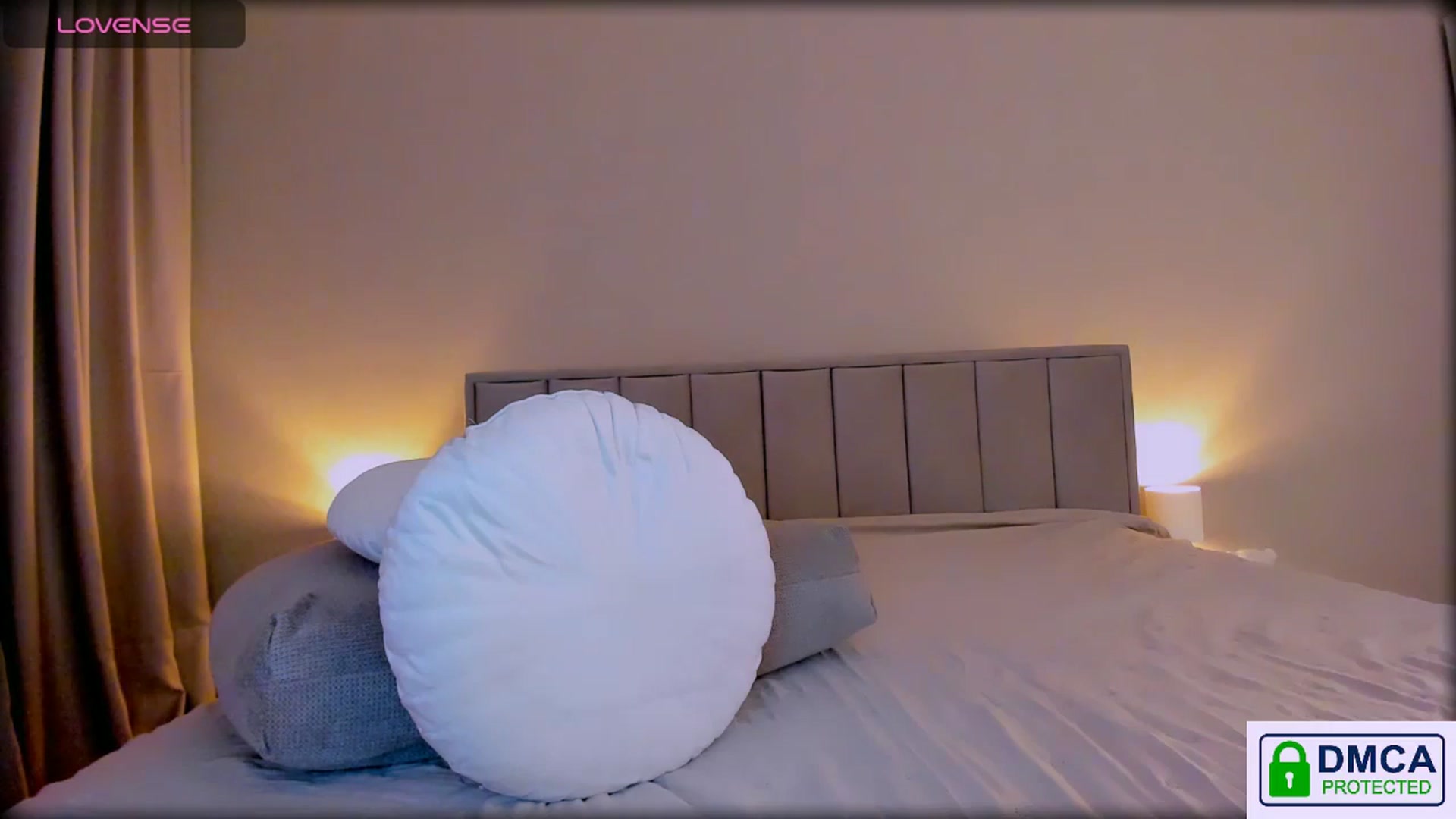Gallery image thumbnail from QueenANNYA's myfreecams stream on, 10/21/2025, 17:07 image 13 of 20
