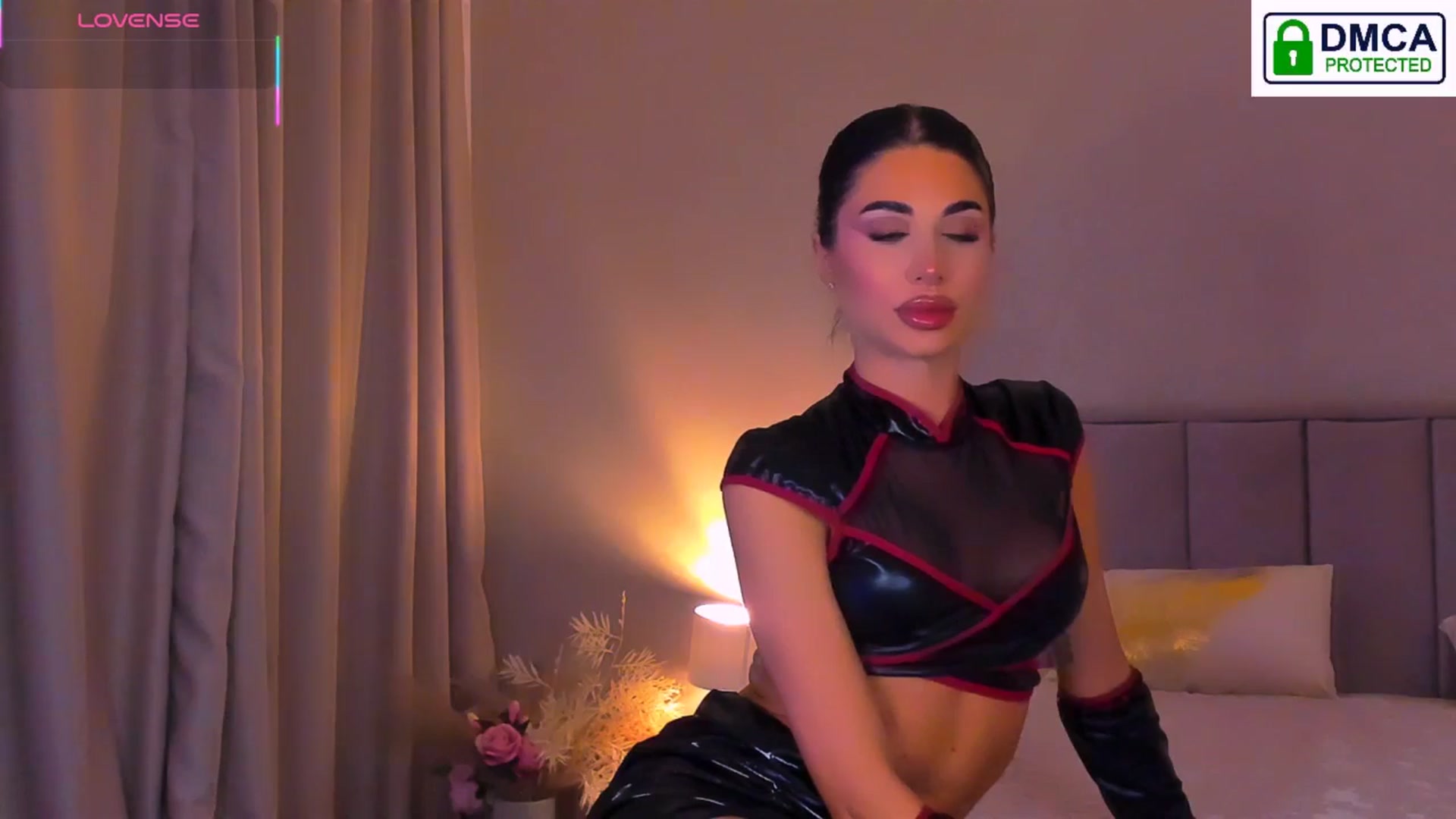 Gallery image thumbnail from QueenANNYA's myfreecams stream on, 10/31/2025, 19:01 image 3 of 20