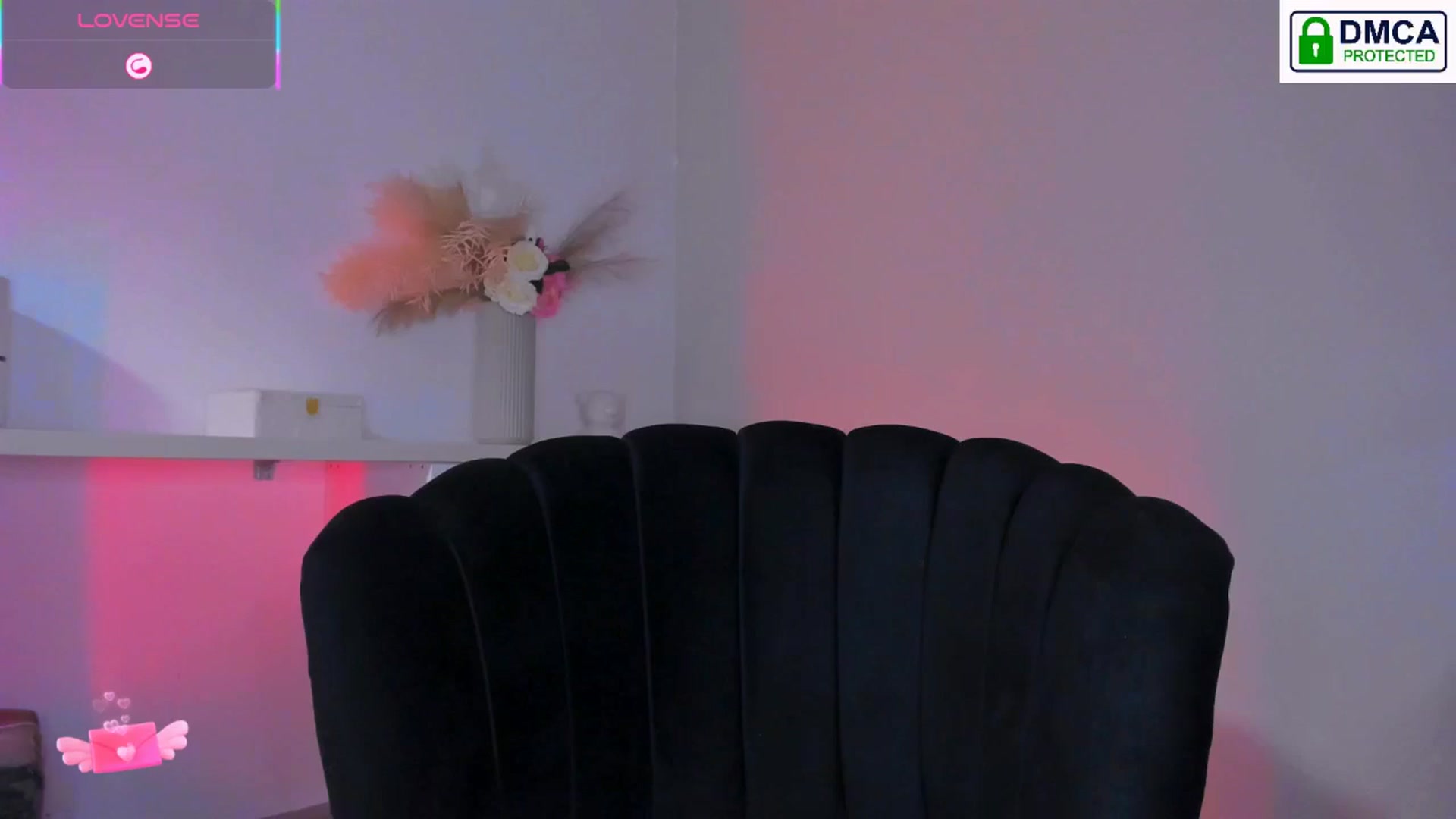 Gallery image thumbnail from QueenANNYA's myfreecams stream on, 11/06/2025, 19:42 image 18 of 20