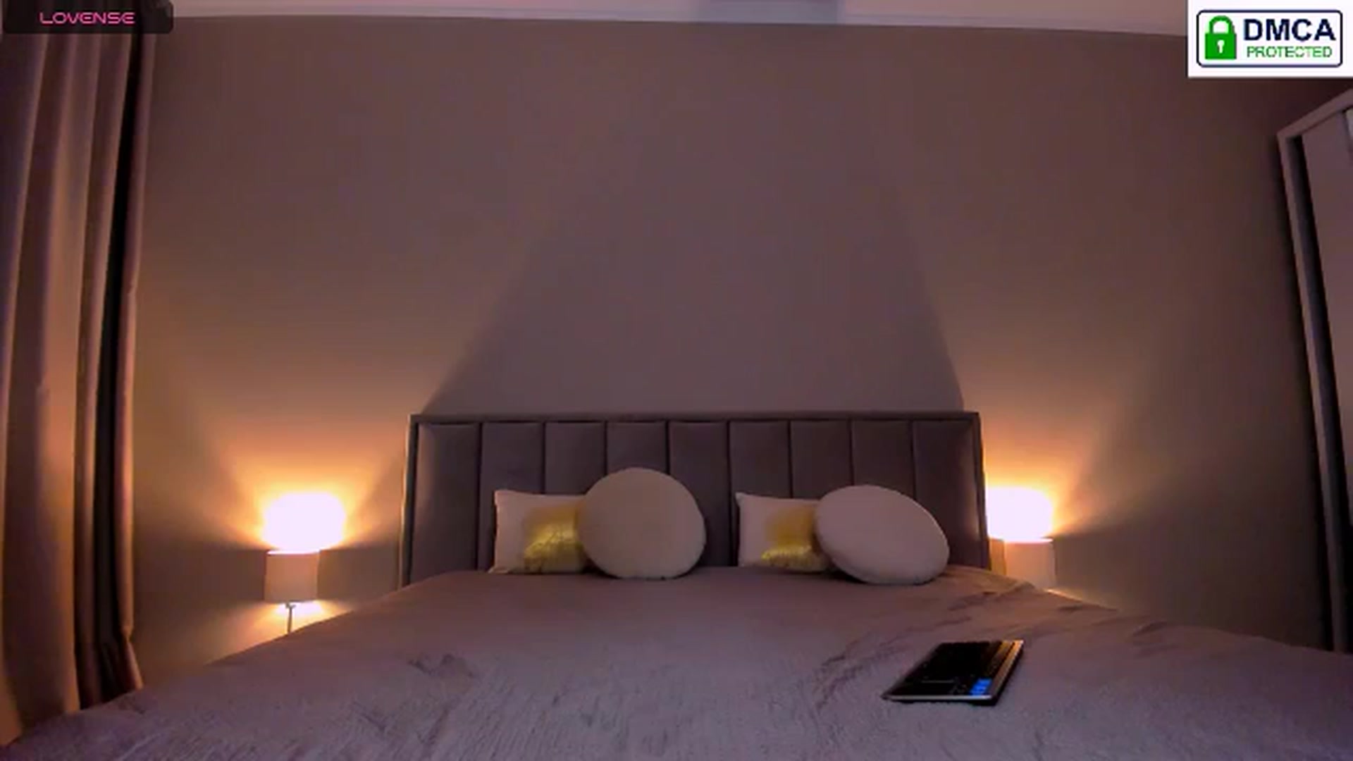 Gallery image thumbnail from QueenANNYA's myfreecams stream on, 11/11/2025, 19:14 image 9 of 20