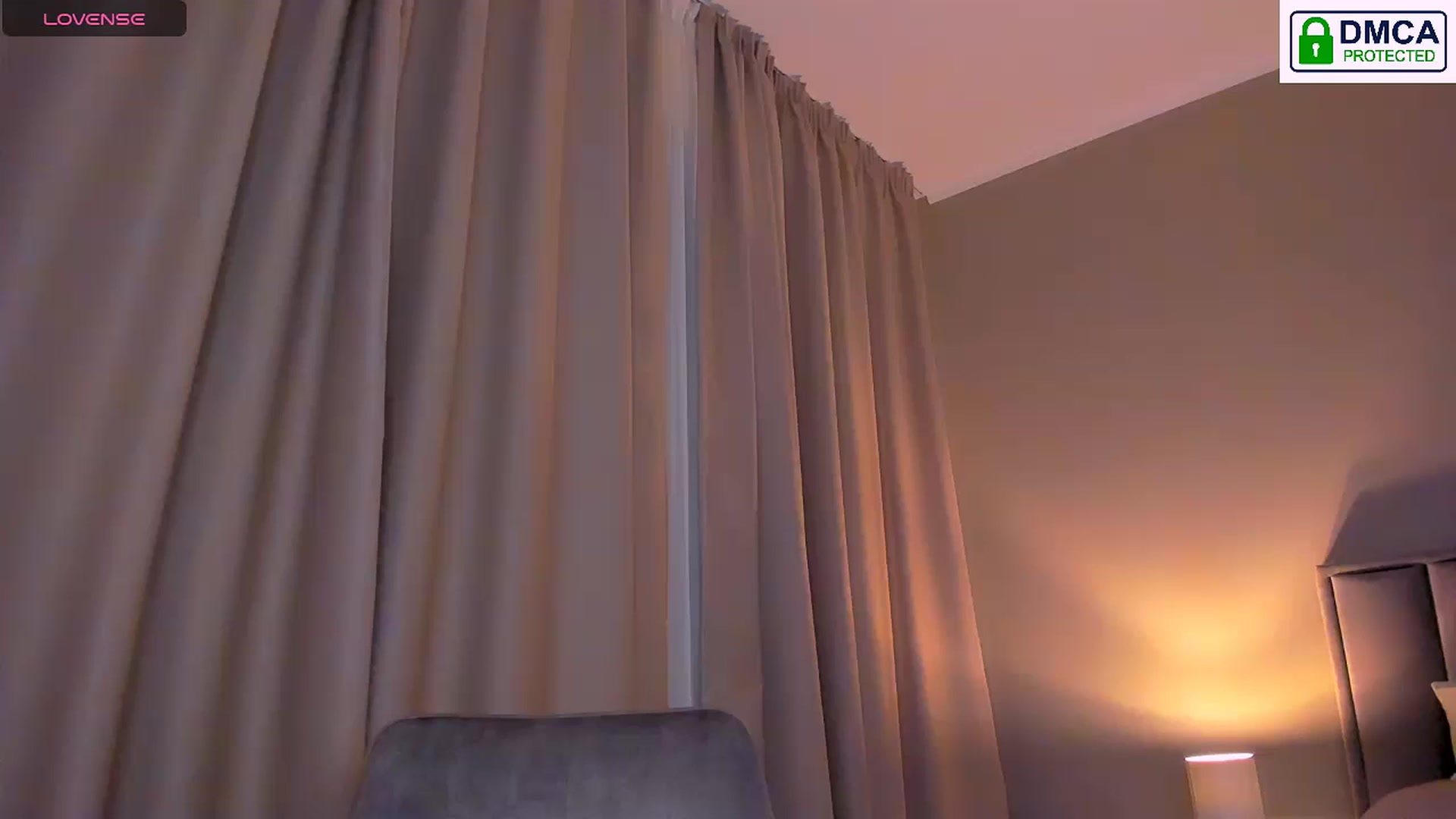 Gallery image thumbnail from QueenANNYA's myfreecams stream on, 11/12/2025, 21:03 image 2 of 20